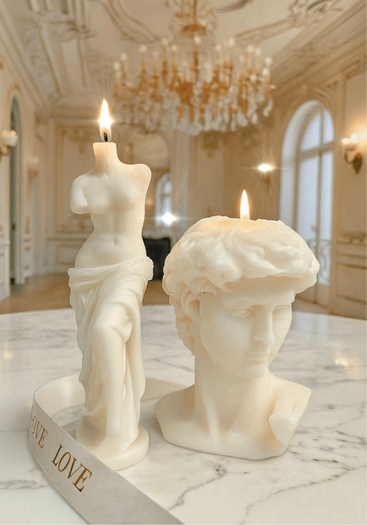 Anaïs Man & Venus Set in Sculpture White