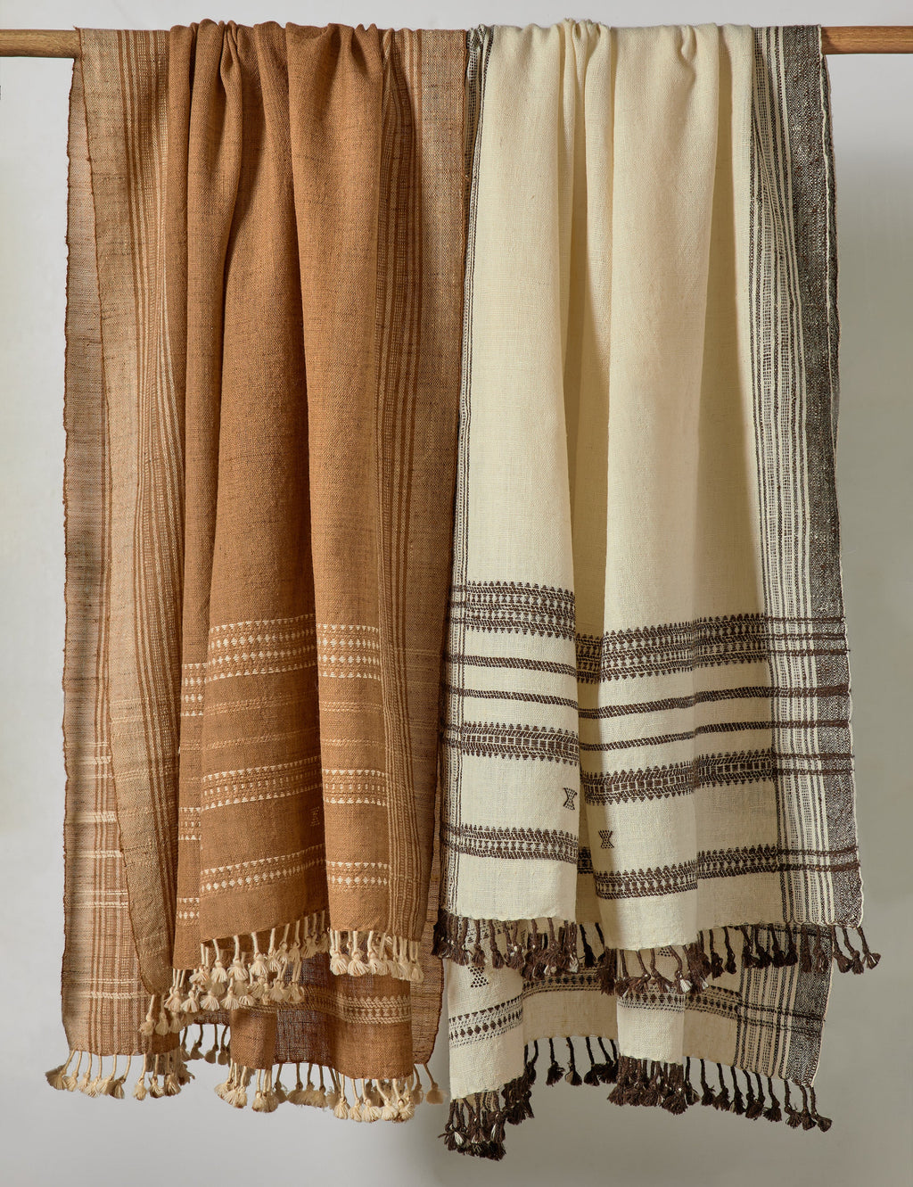 Manorma Throw