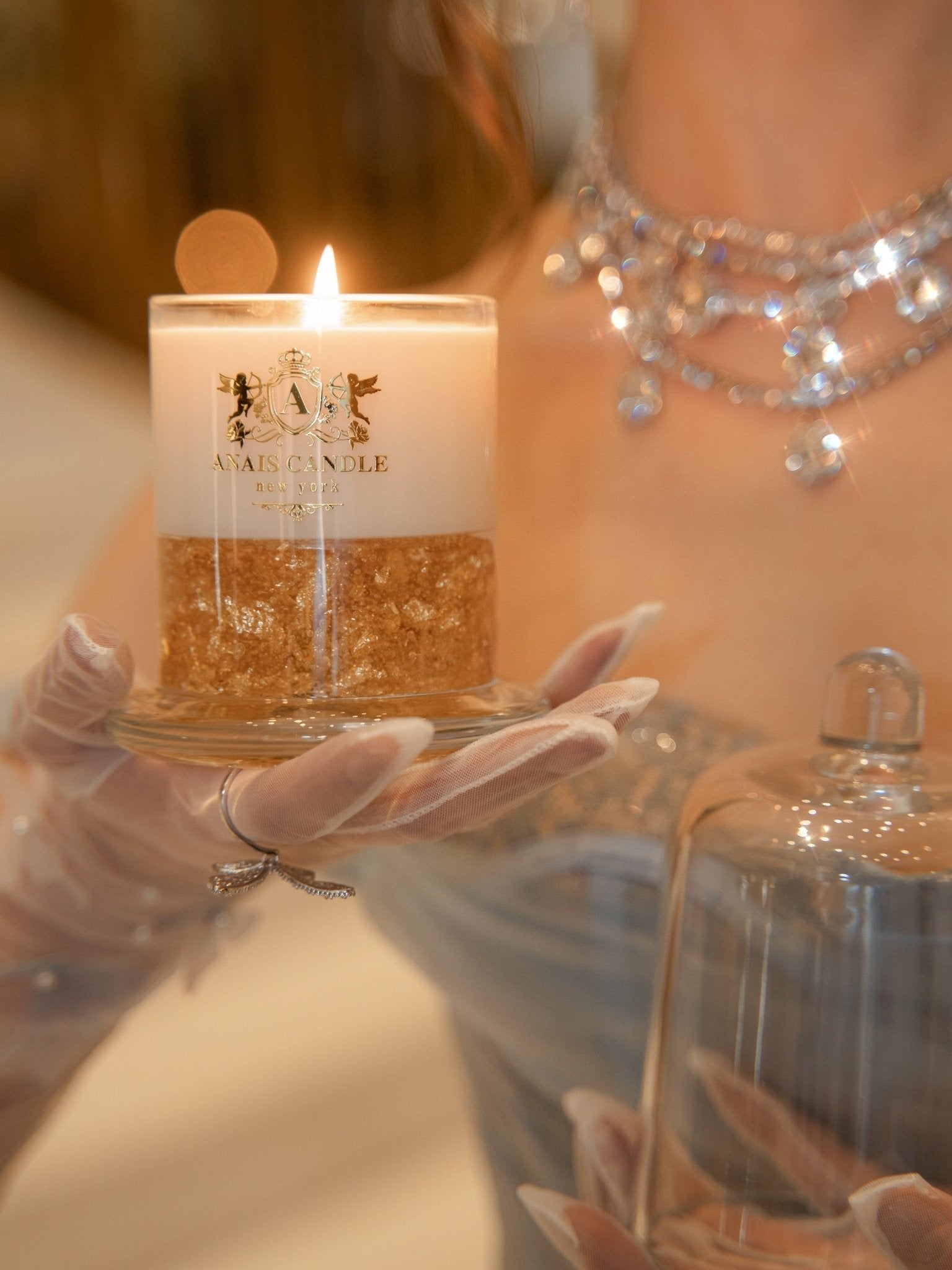 Majesté Dorée Gold Leaf Candle With Bell Cloche