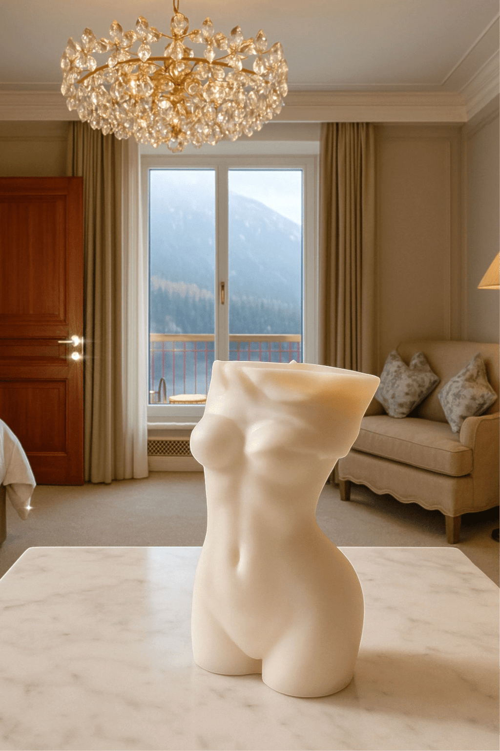 Anaïs Feminine Bust Candle