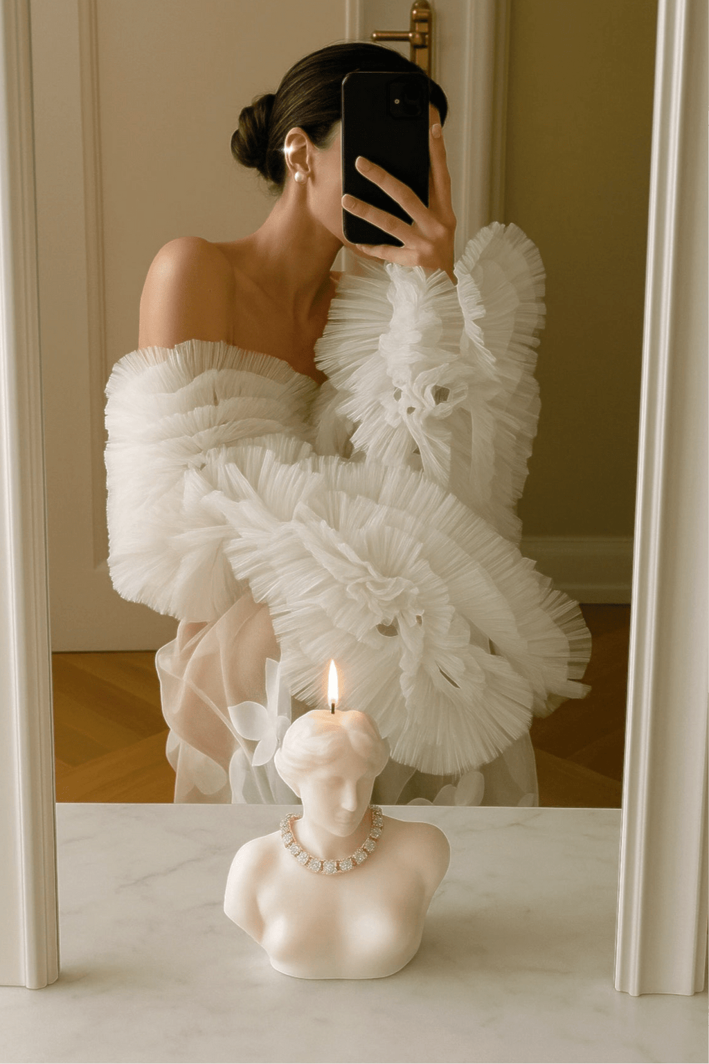 Venus de Milo Portrait Candle