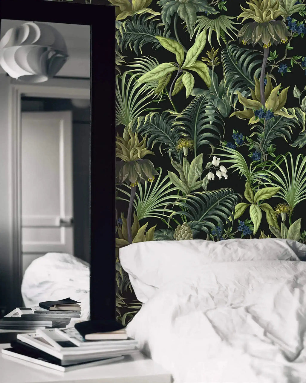 Tropical Jungle Canopy Wallpaper w 145" x 110" h / Traditional