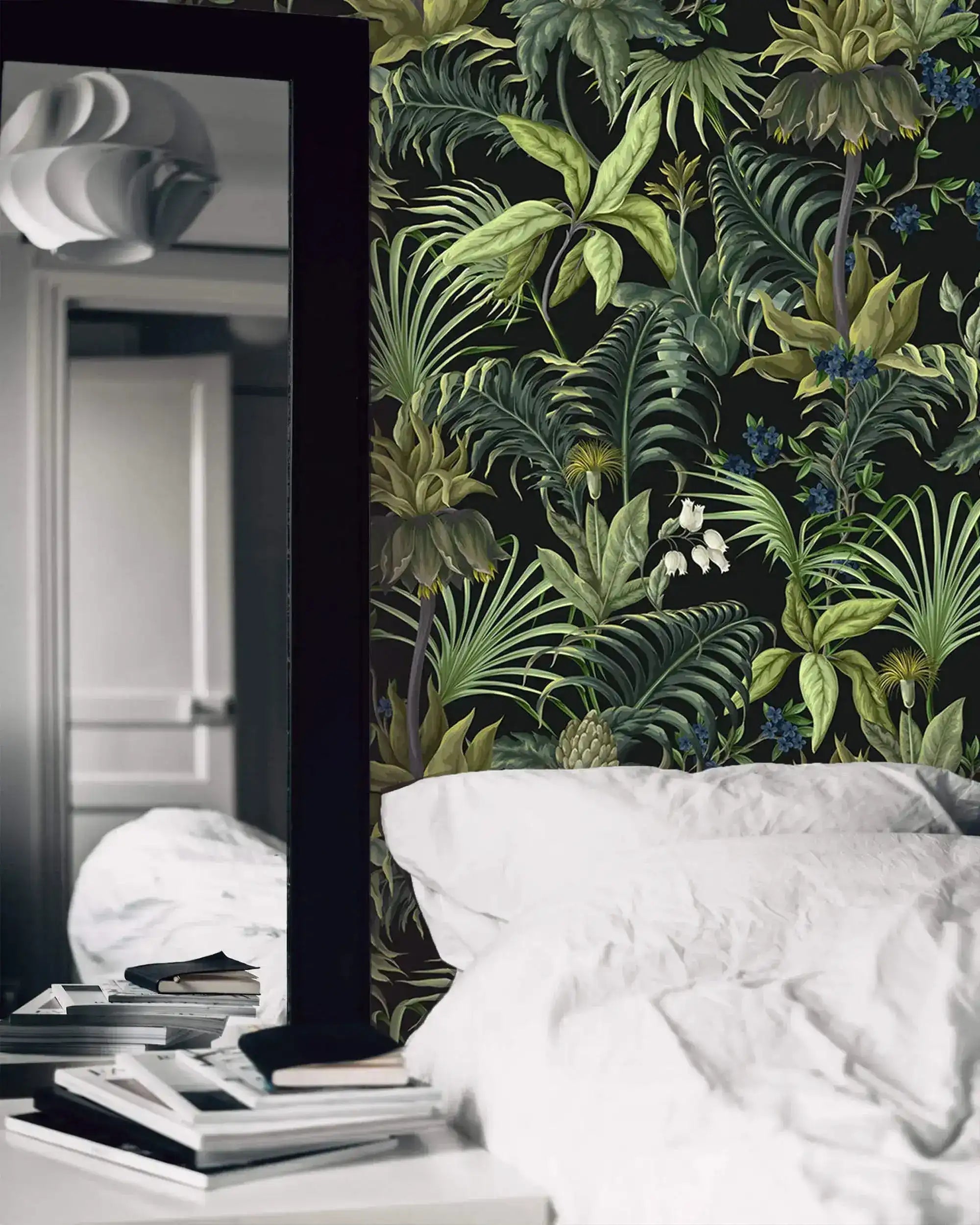 Tropical Jungle Canopy Wallpaper w 145" x 110" h / Traditional
