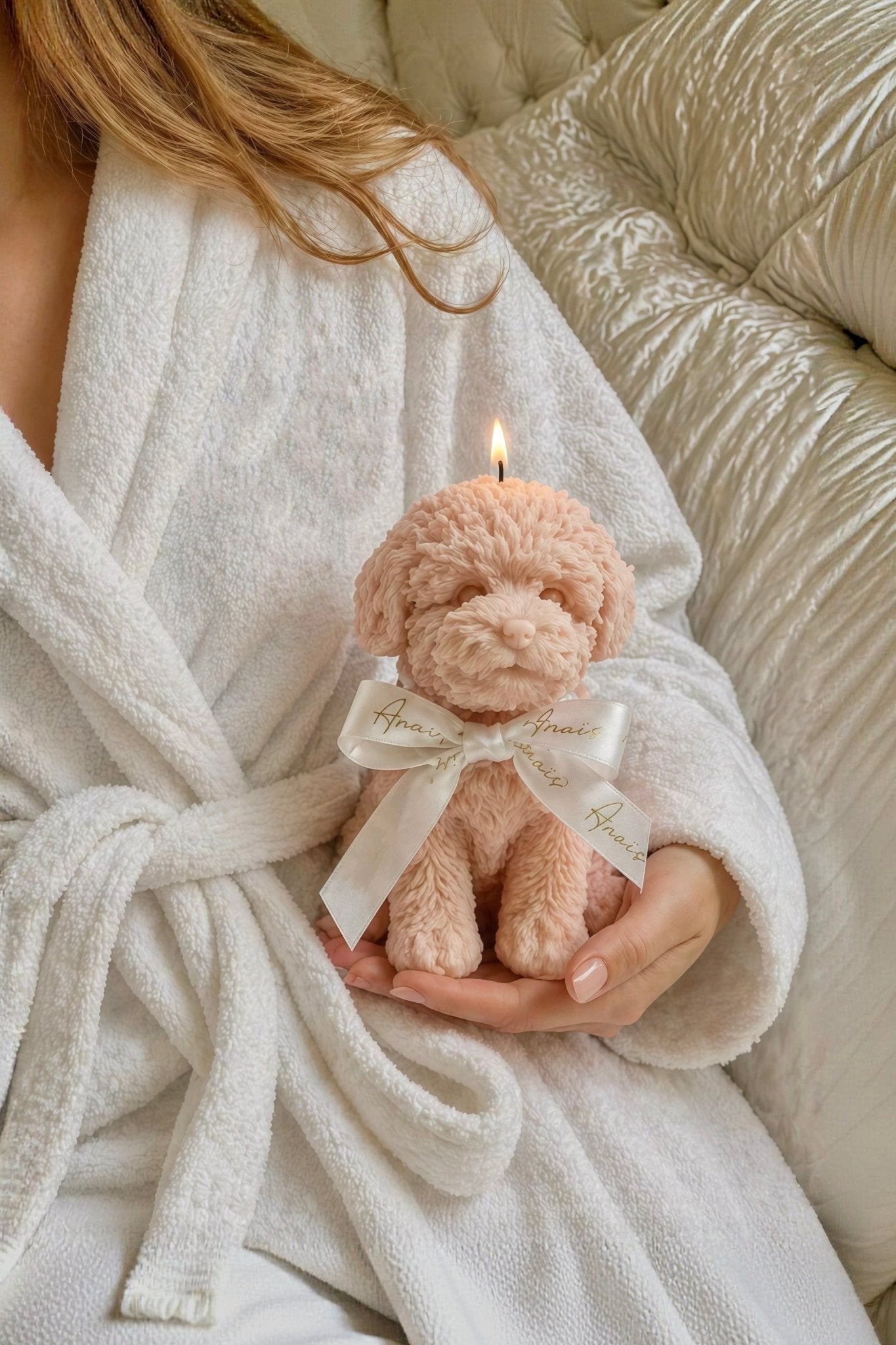 Anaïs Puppy Candle in Rosewood