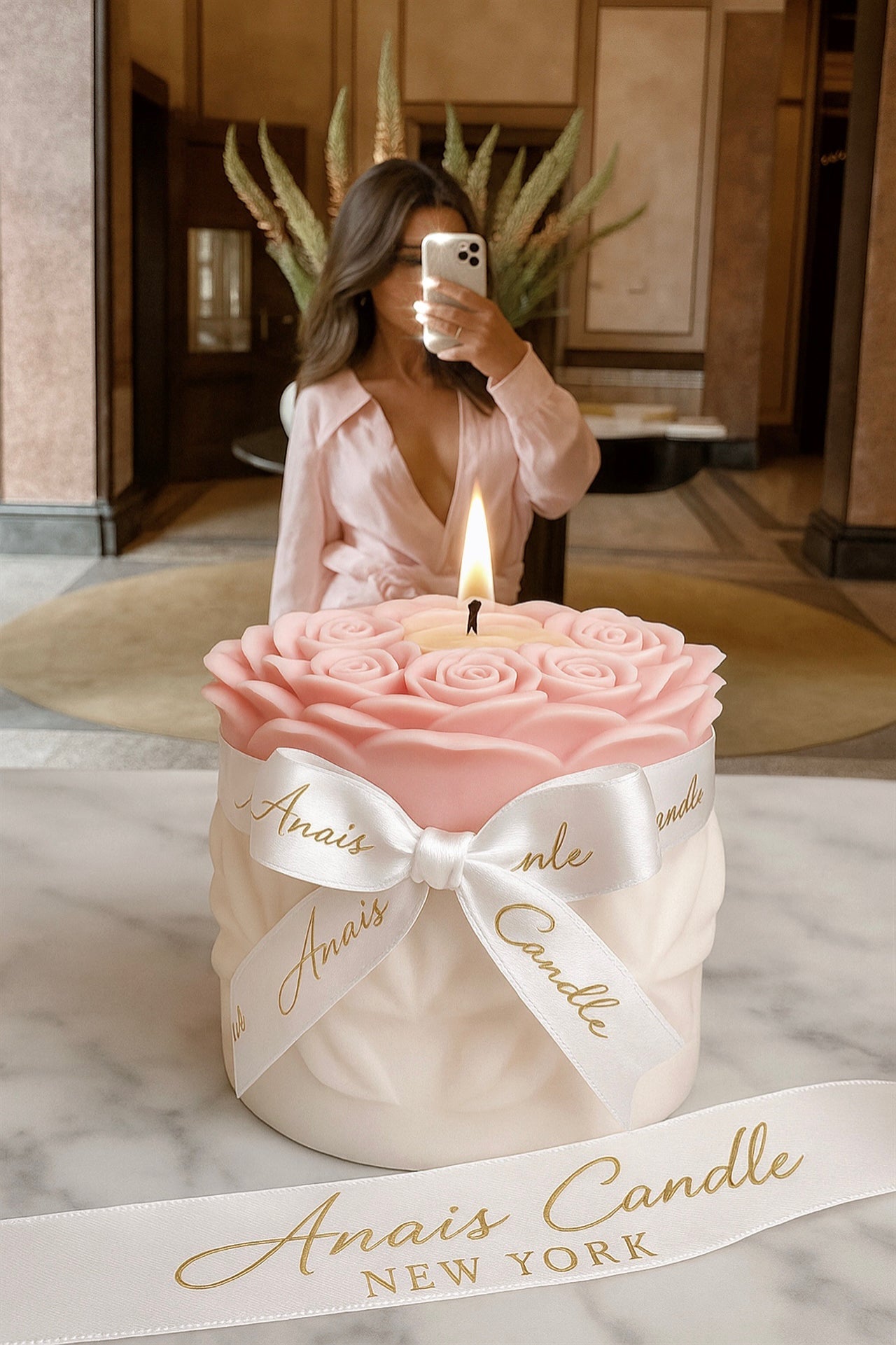 Lavish Rose Bouquet Candle in Pink - XXL