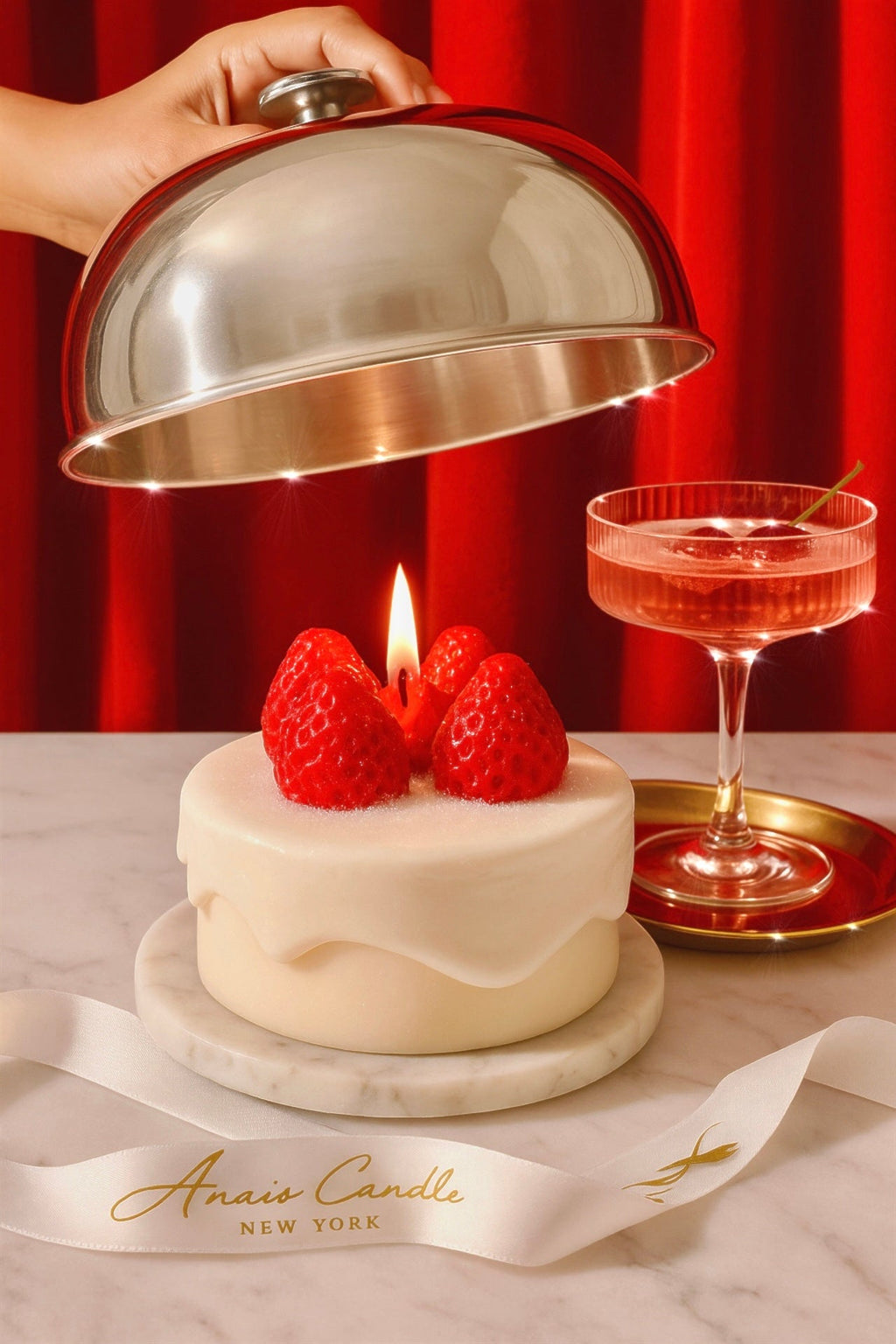 Anaïs Strawberry Shortcake Candle