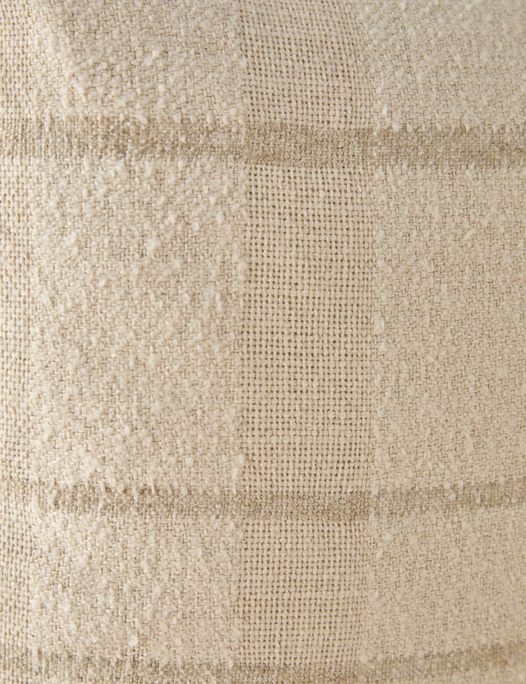 Alira Pillow