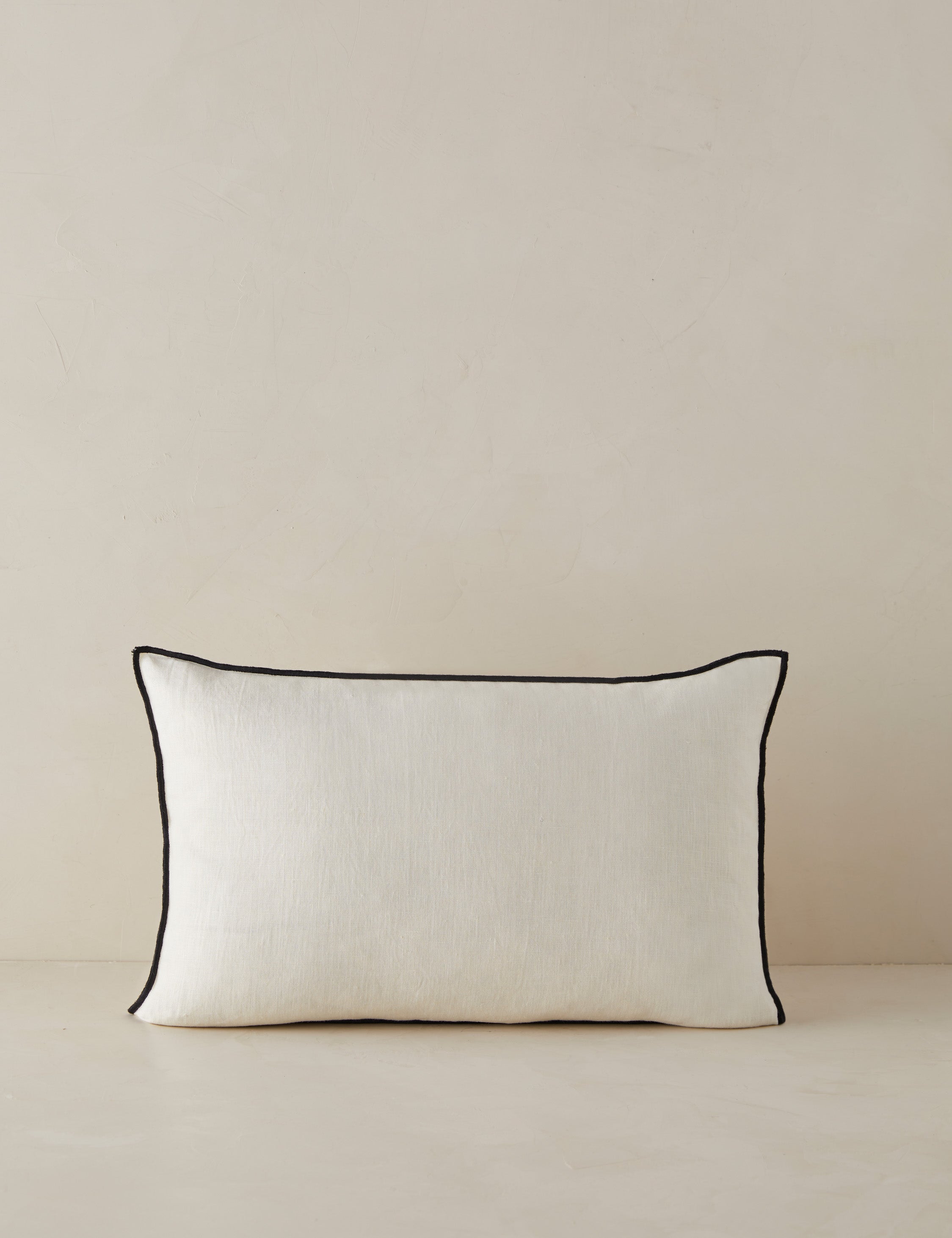 Carys Contrast Linen Pillow