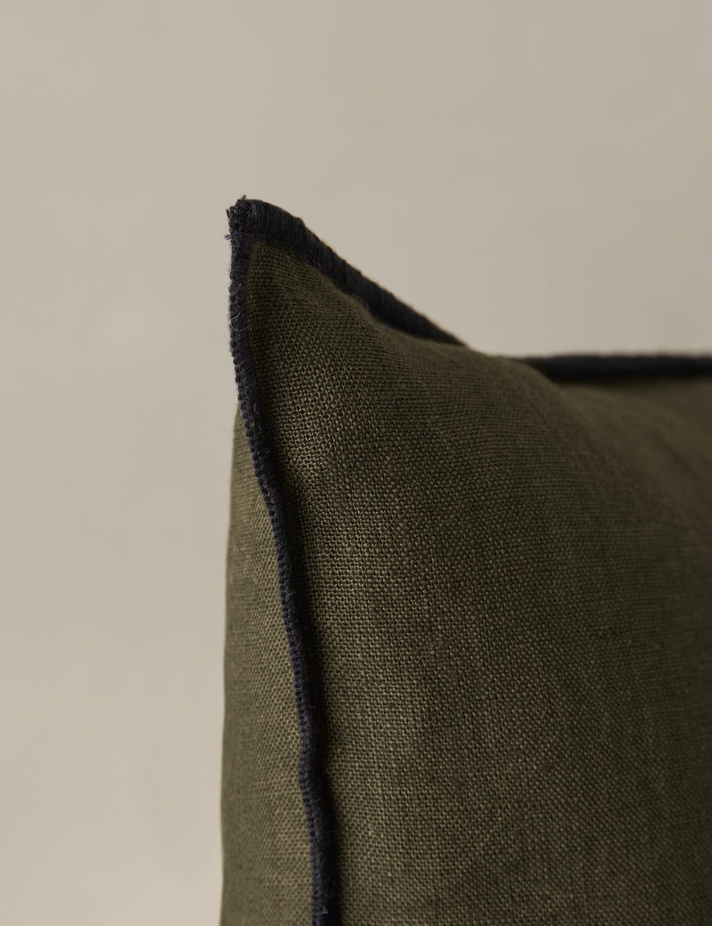 Carys Contrast Linen Pillow