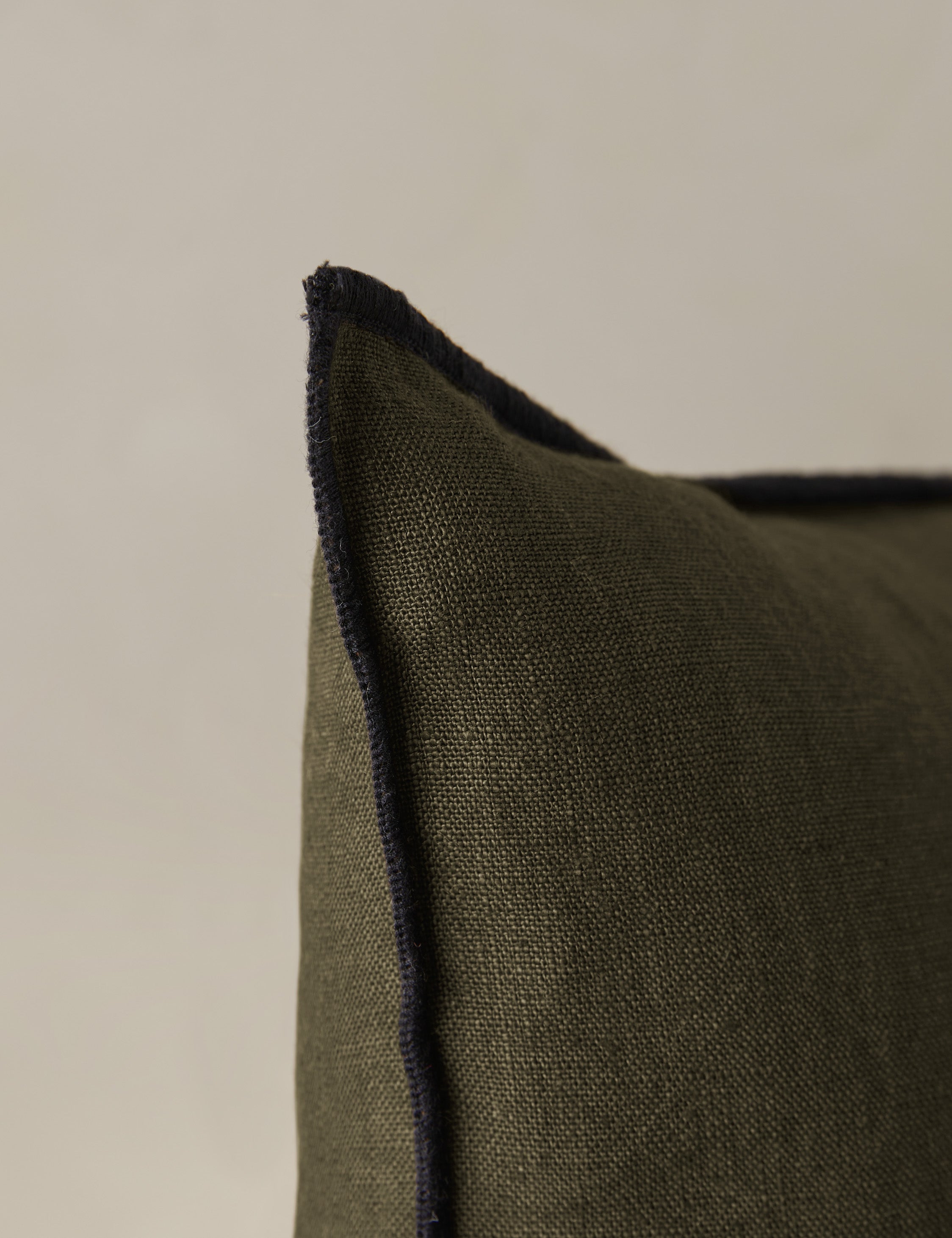 Carys Contrast Linen Pillow