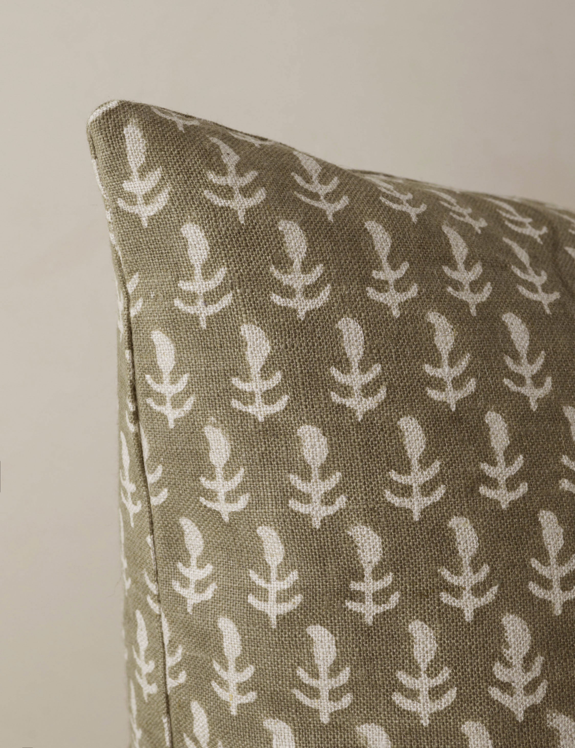 Agnes Linen Pillow