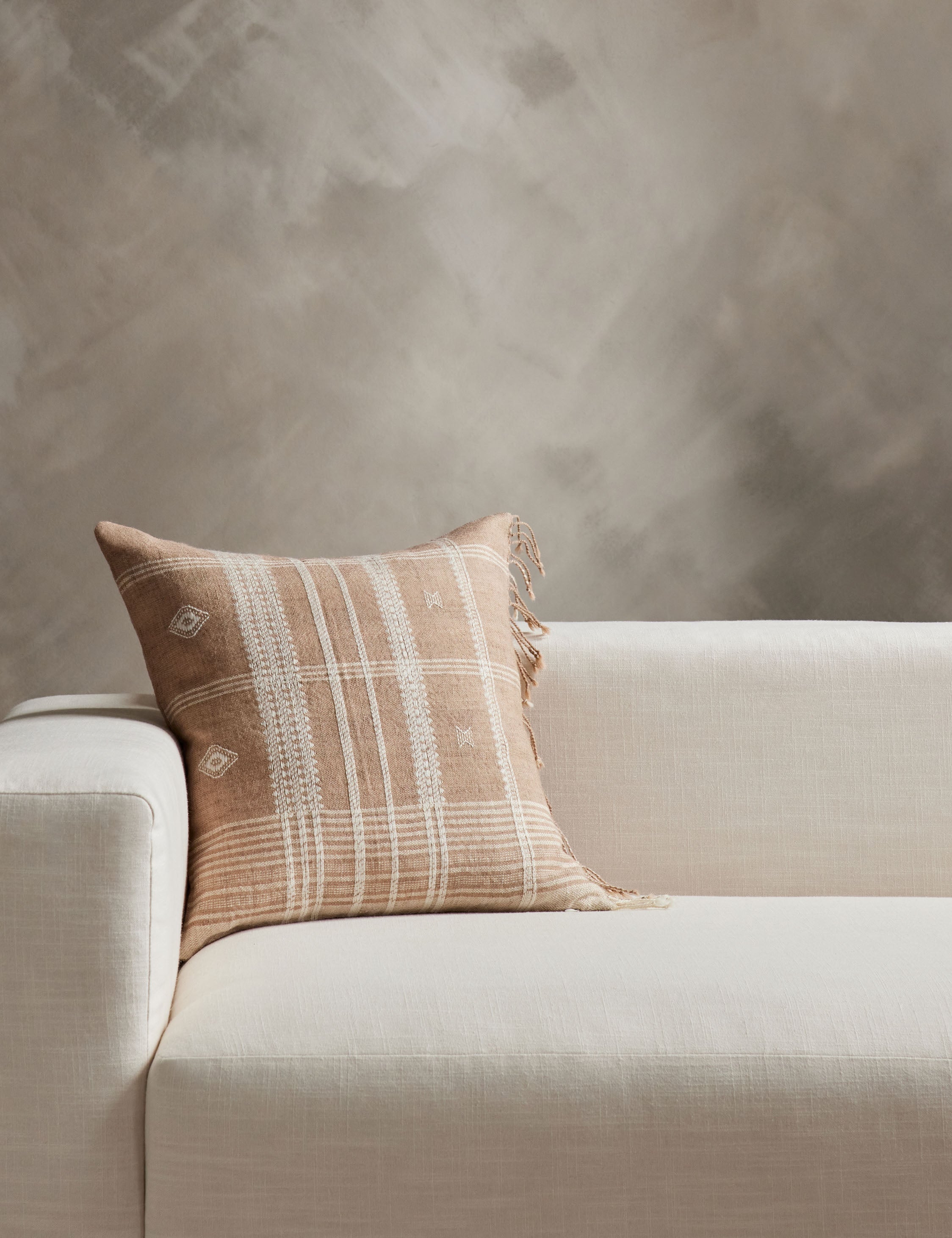 Kavia Pillow