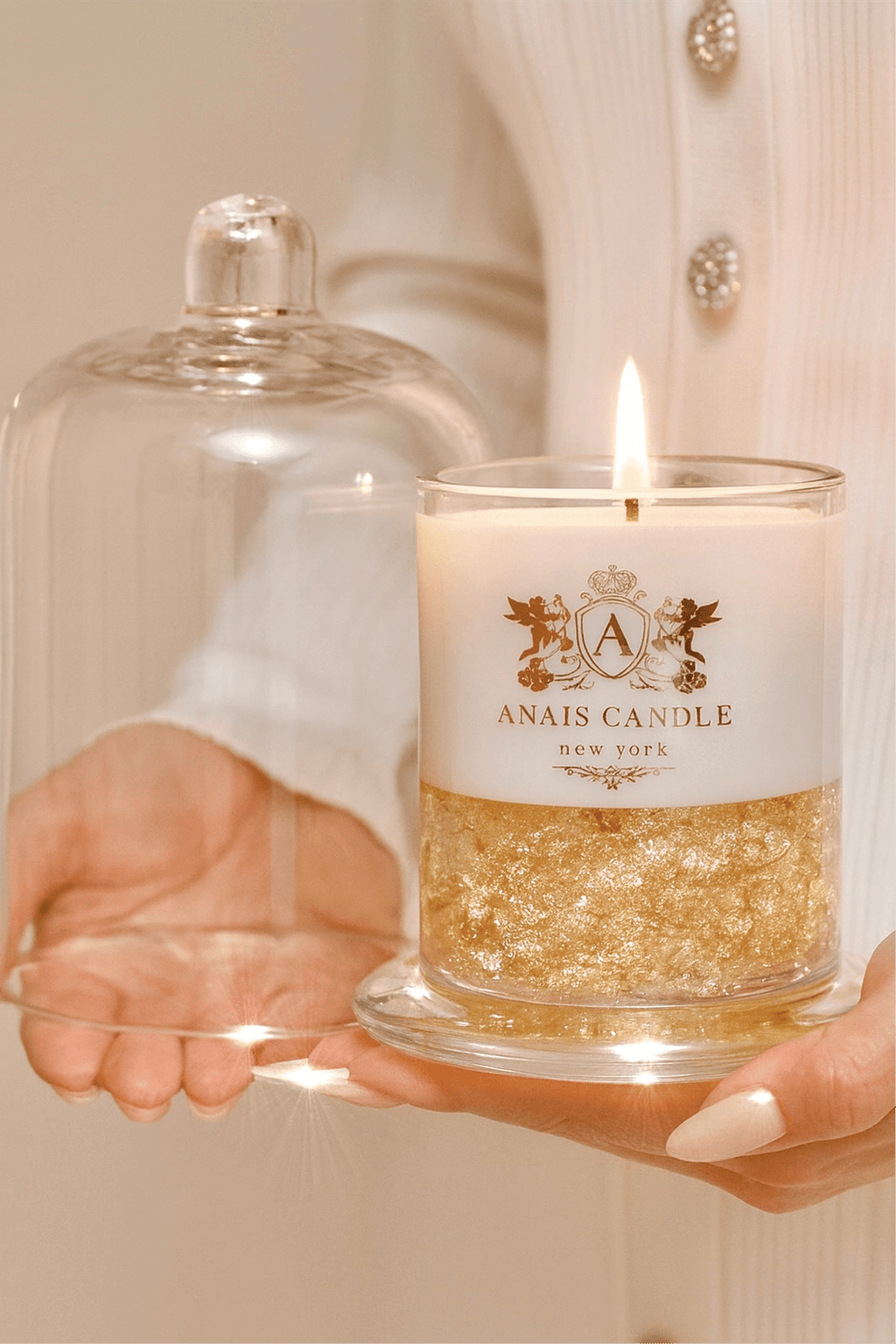 Majesté Dorée Gold Leaf Candle With Bell Cloche