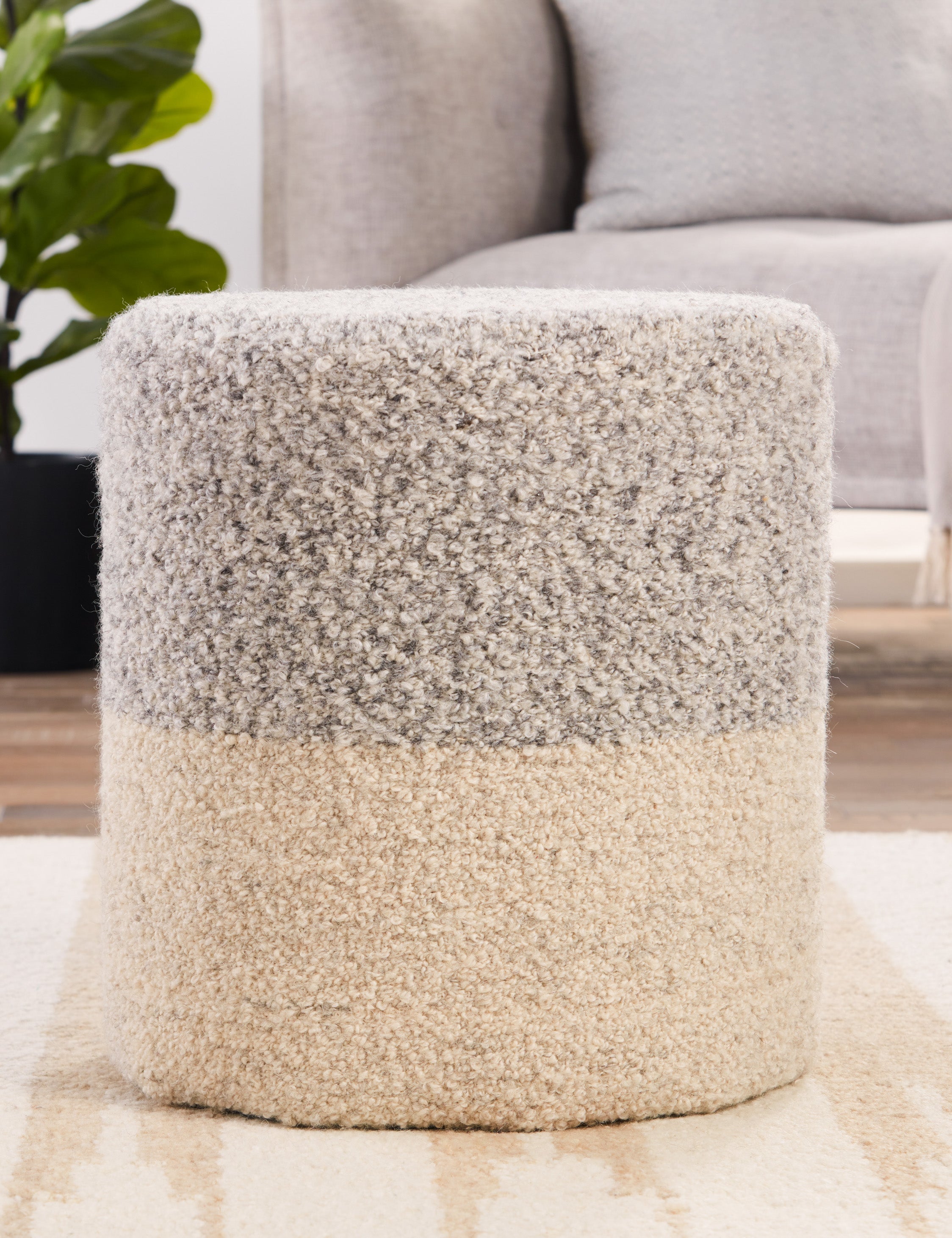 Ulla Pouf