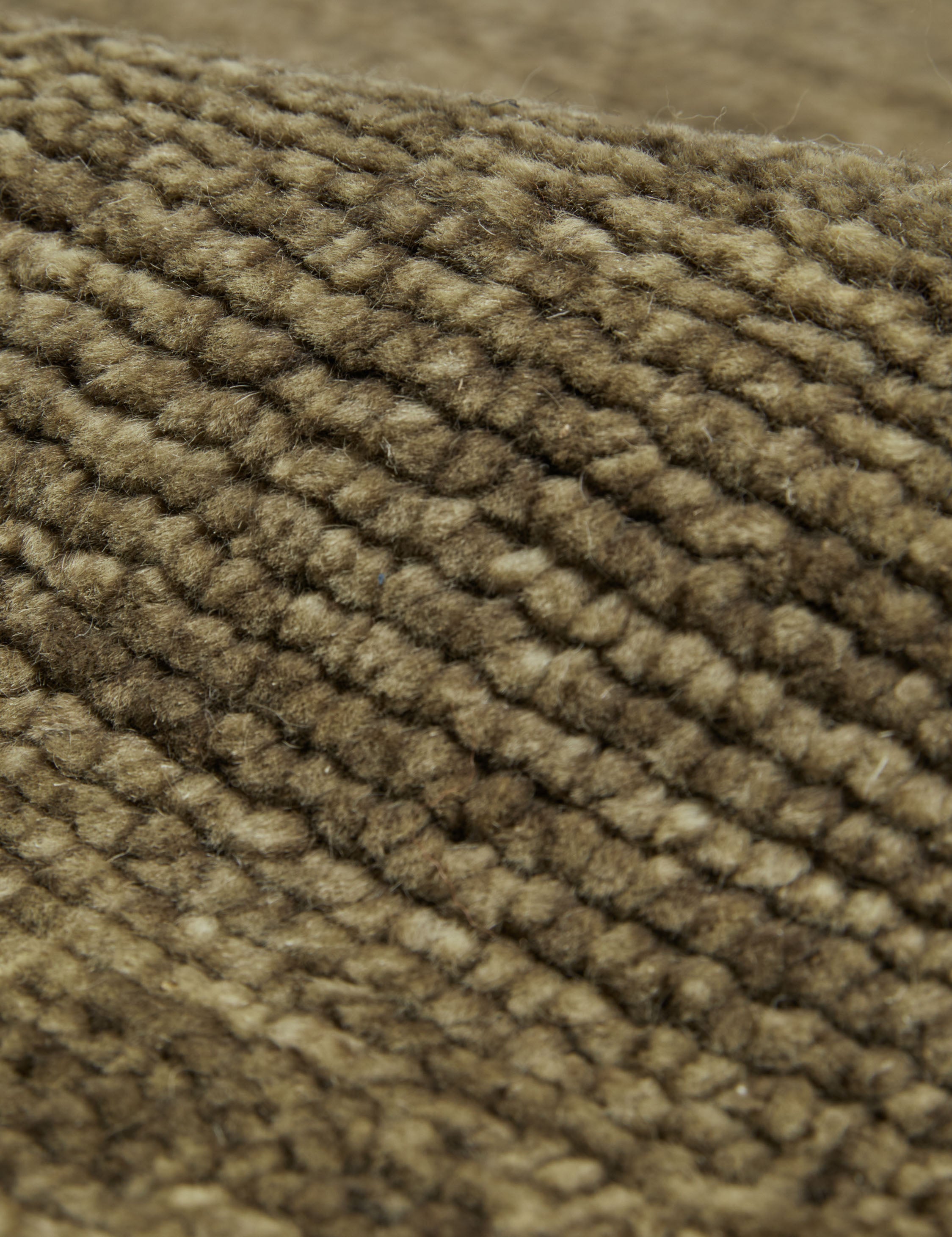 Heritage Hand-Knotted Wool Rug
