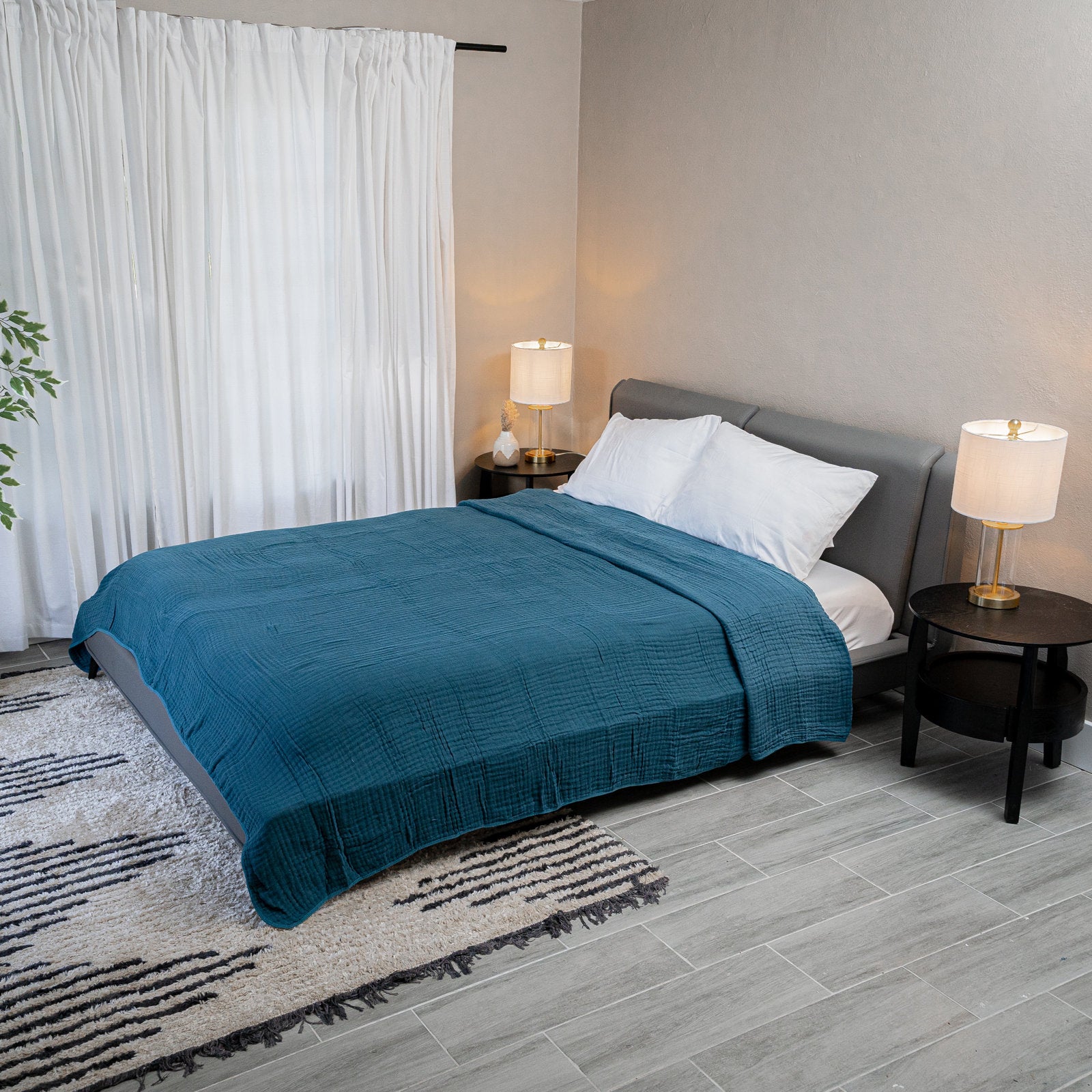 Karlina Muslin Blanket