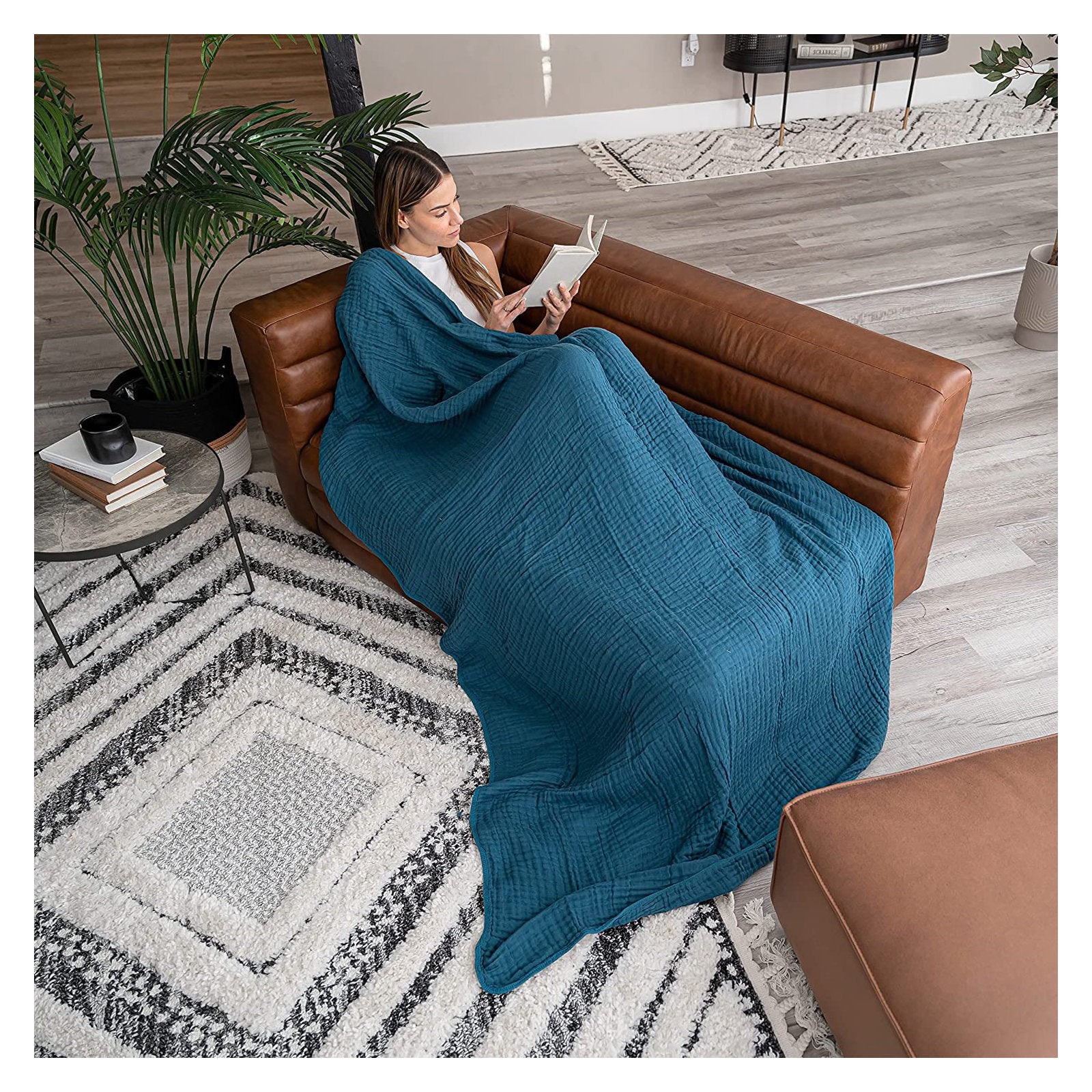 Karlina Muslin Blanket