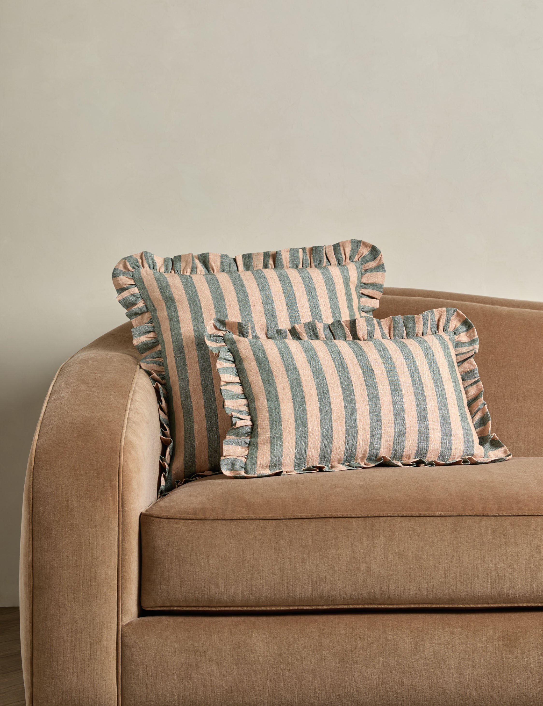 Amaroso Linen Ruffle Pillow