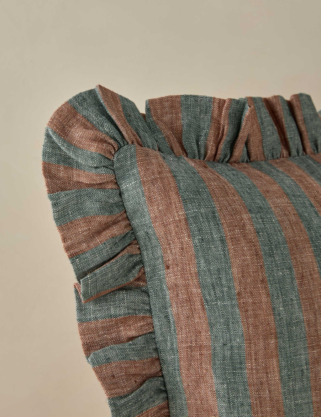Amaroso Linen Ruffle Pillow