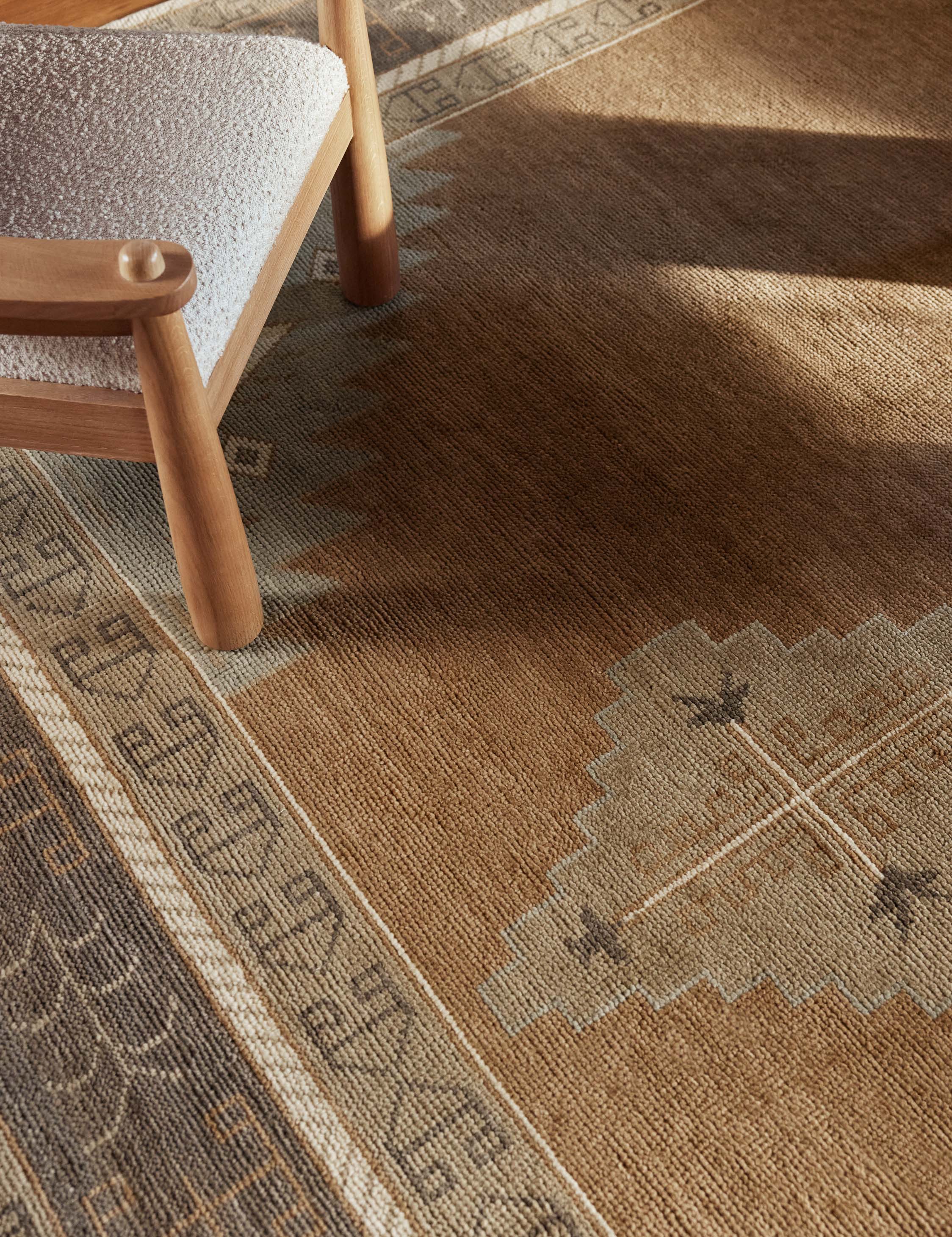 Kate Hand-Knotted Wool Rug