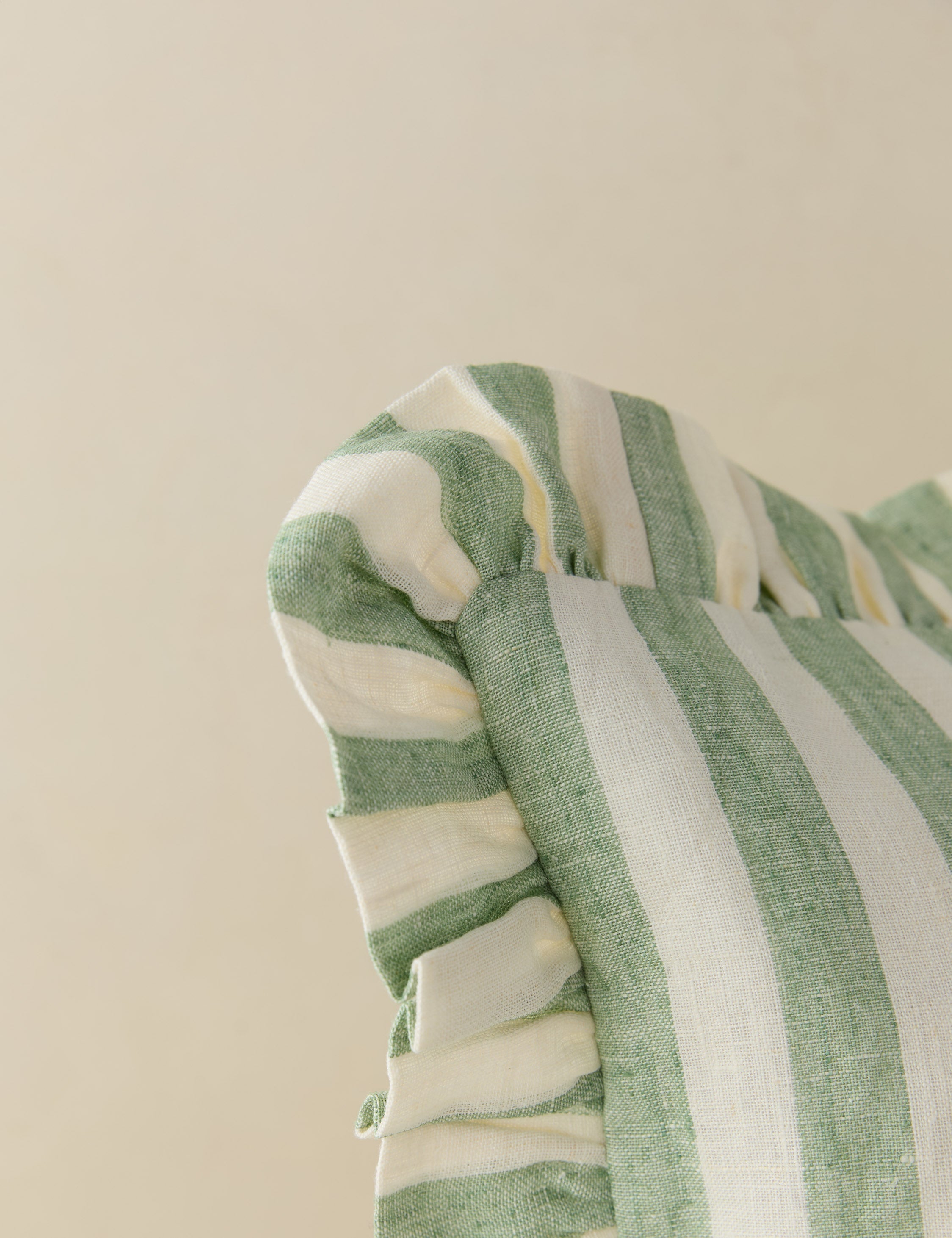 Amaroso Linen Ruffle Pillow