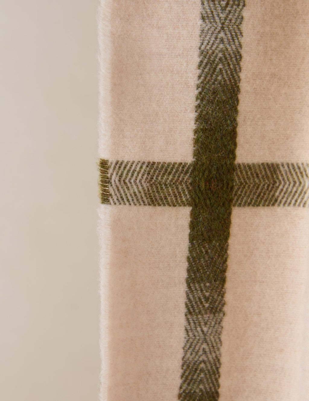 Atwood Lambswool Throw