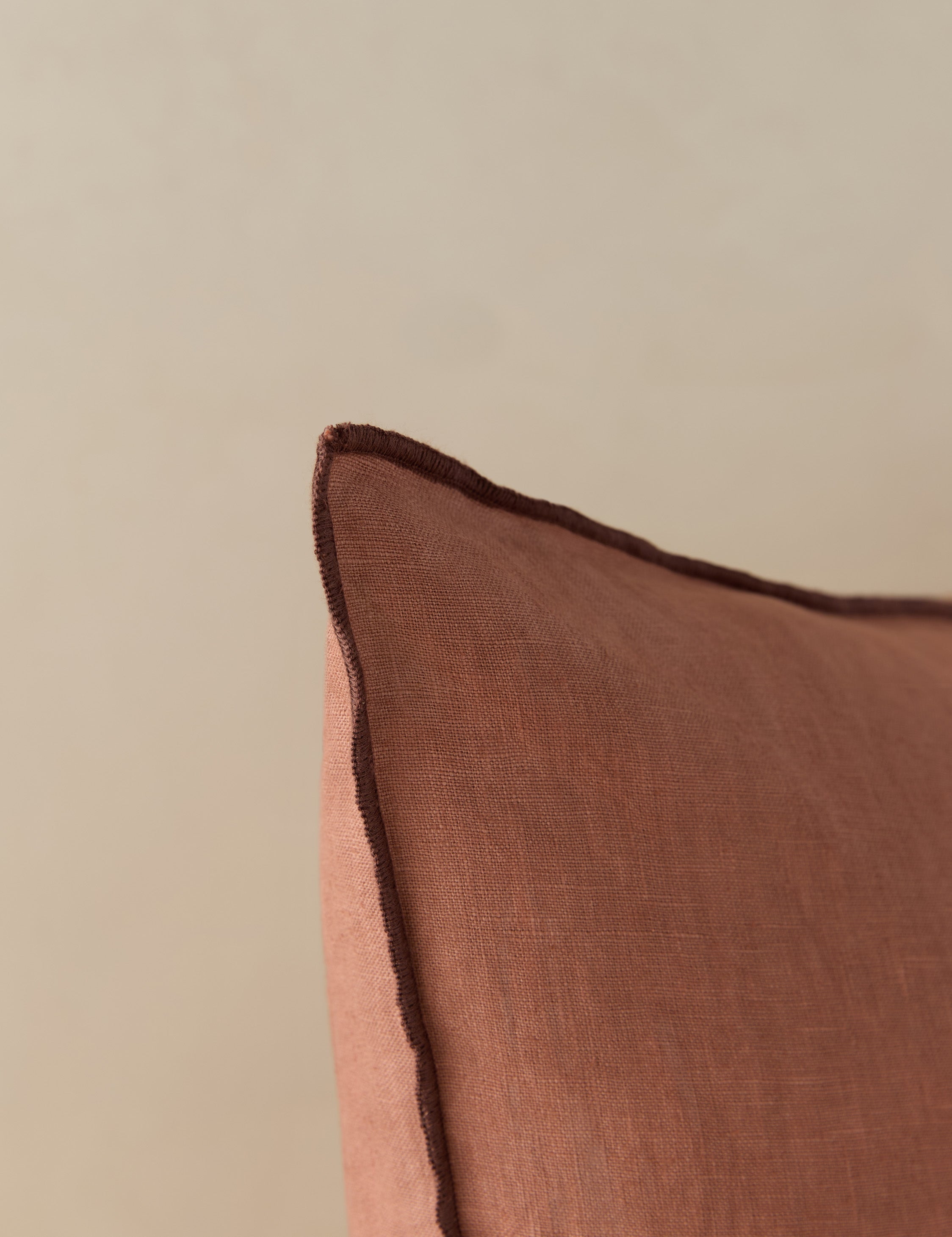 Carys Contrast Linen Pillow
