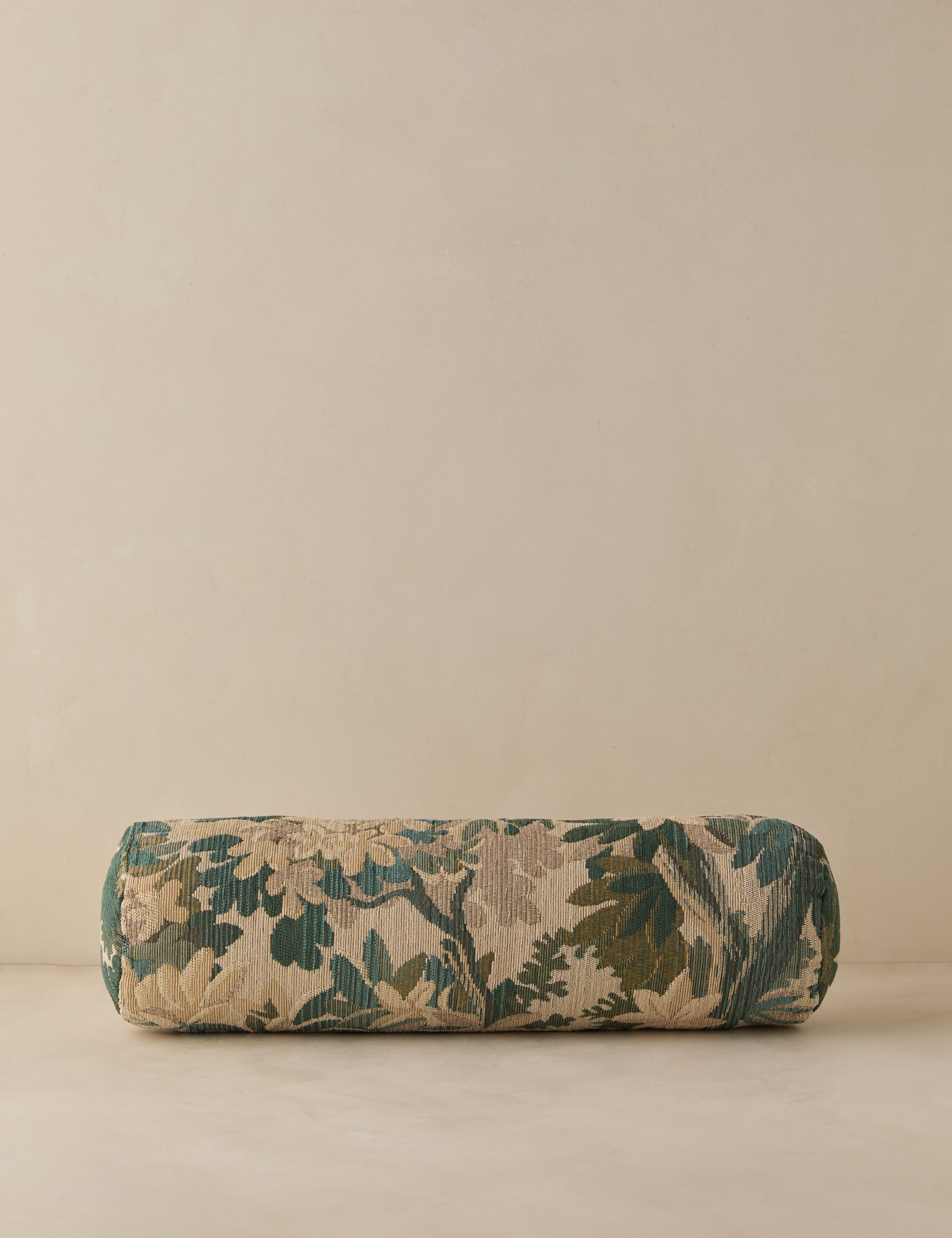Mariata Pillow