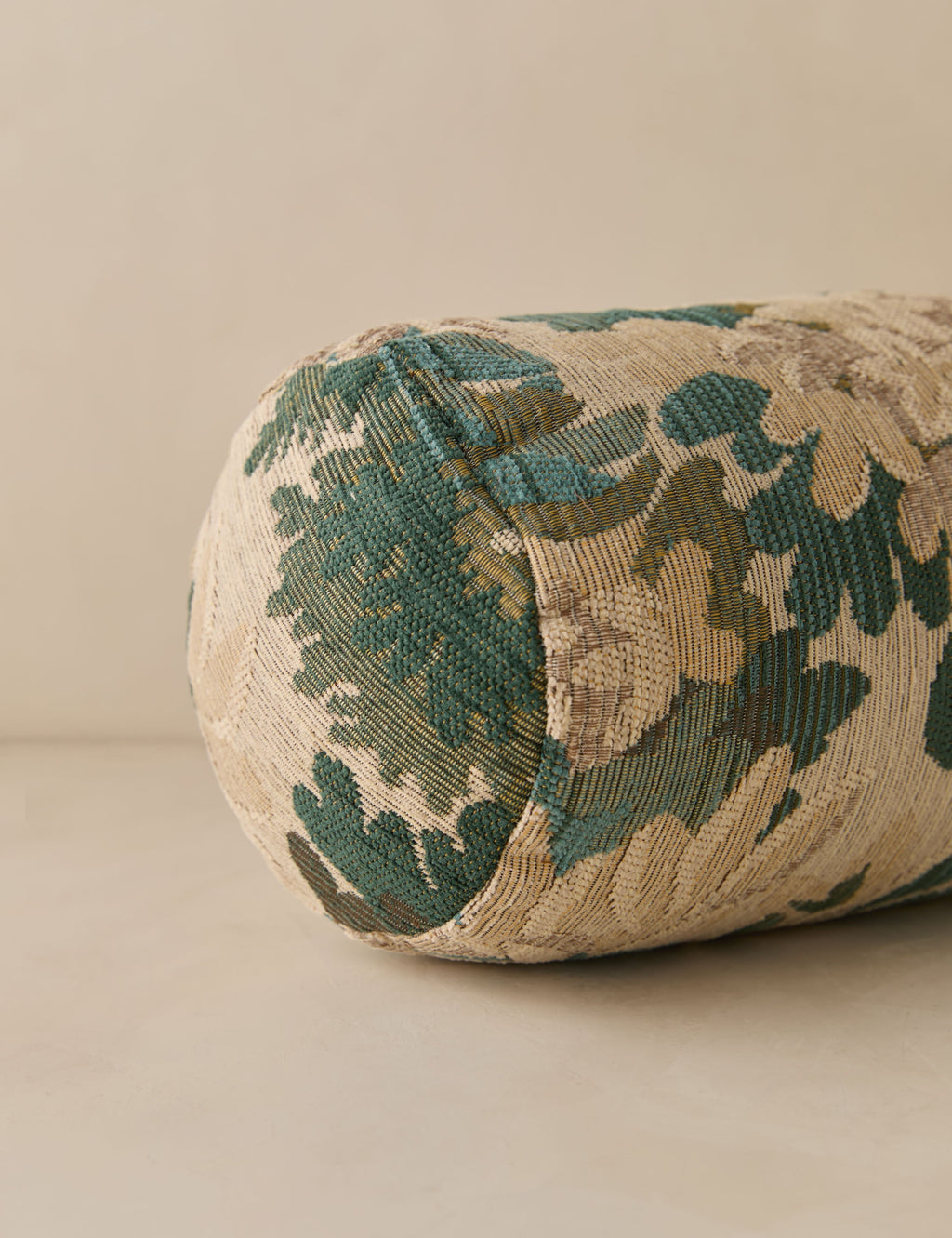 Mariata Pillow