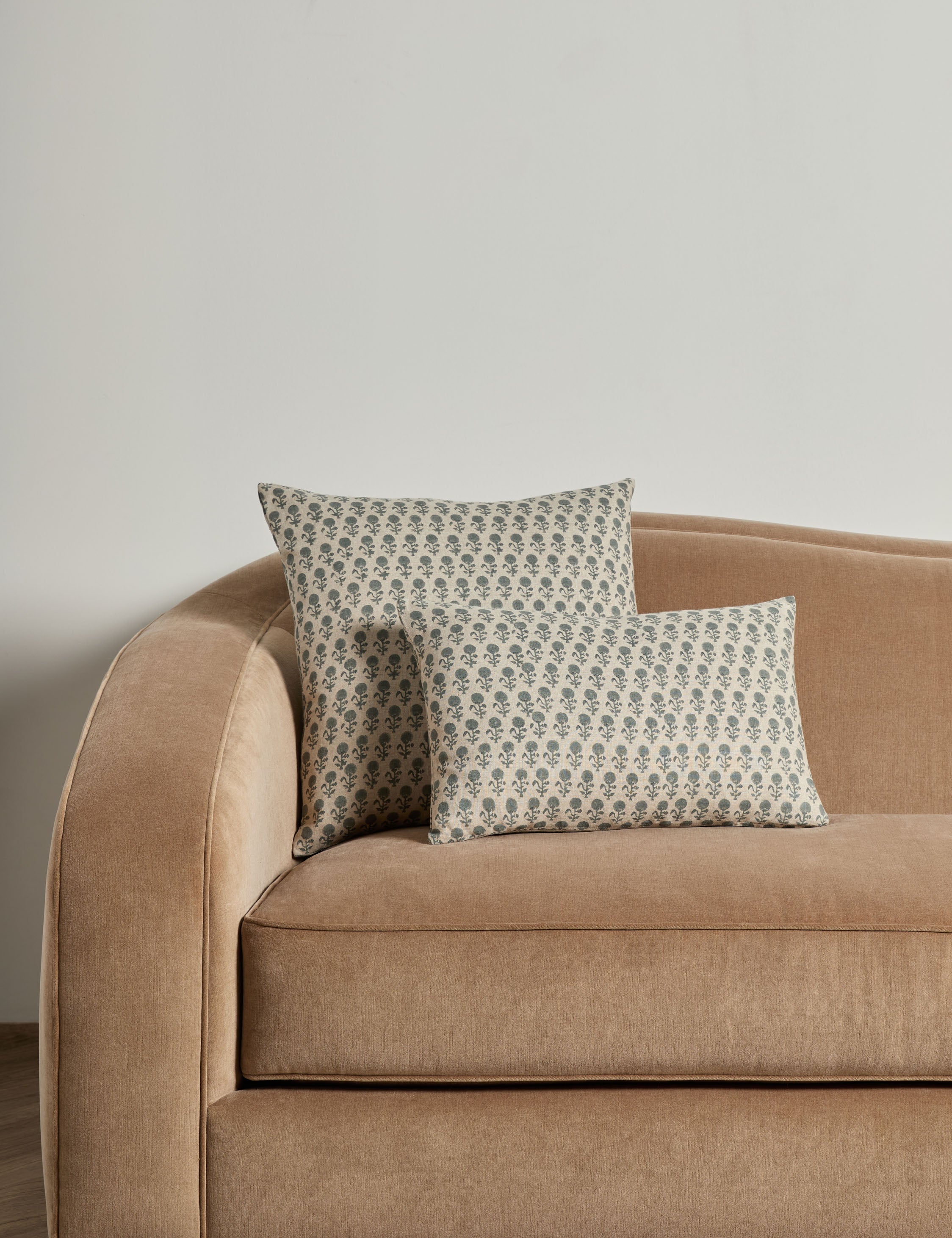May Linen Pillow