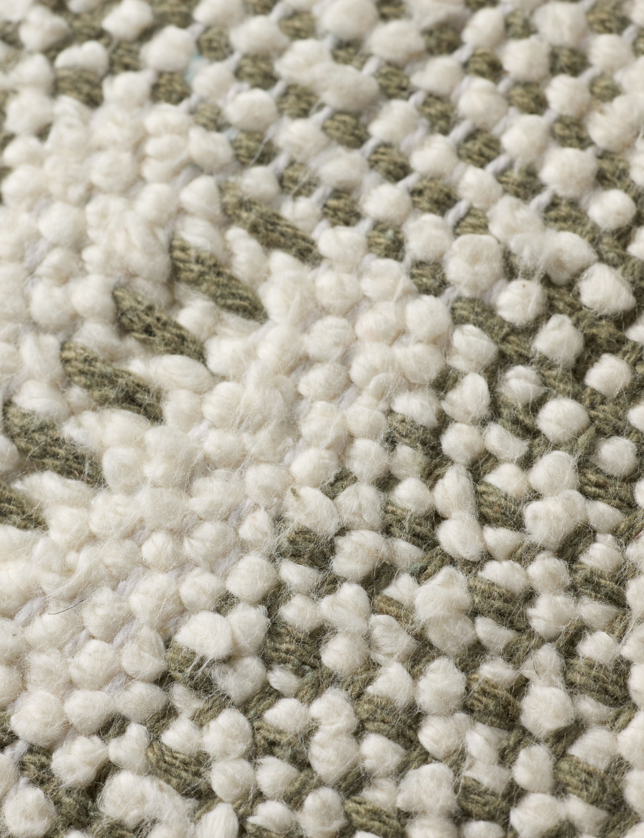 Hadara Pillow