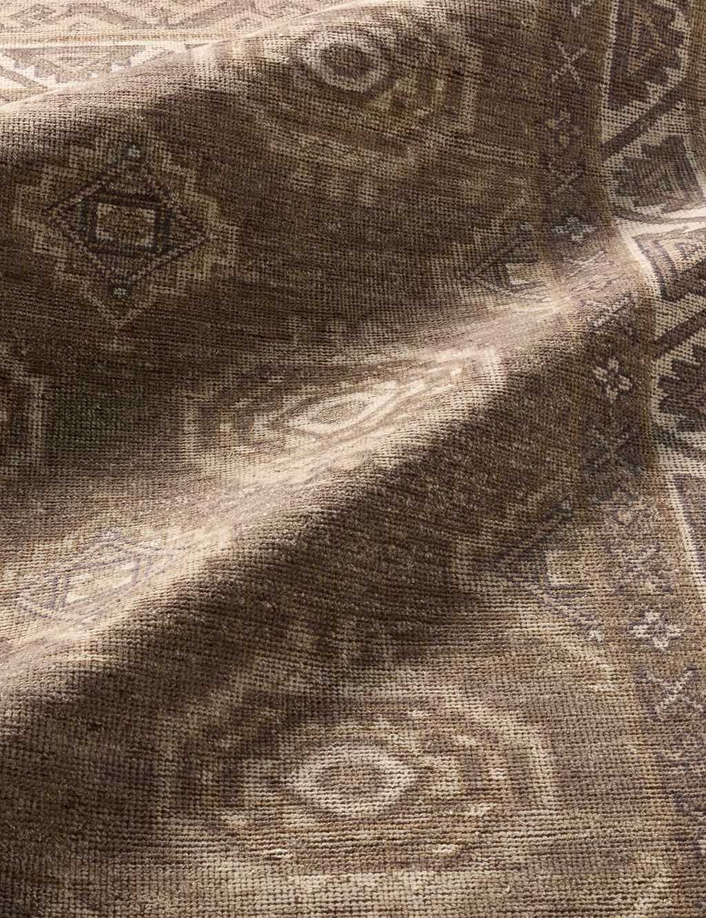 Ramira Hand-Knotted Wool Rug