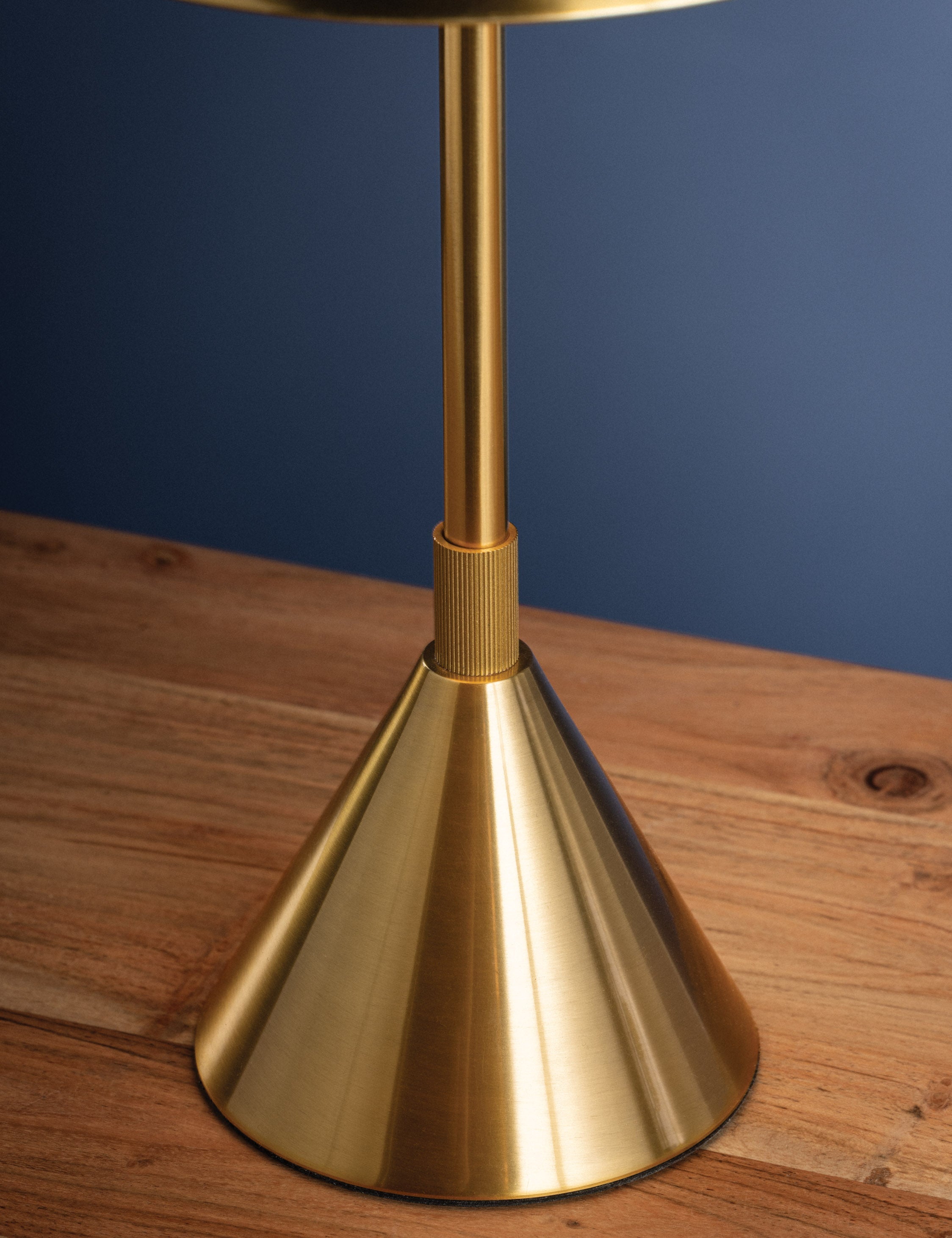 Brasseur Cordless Table Lamp