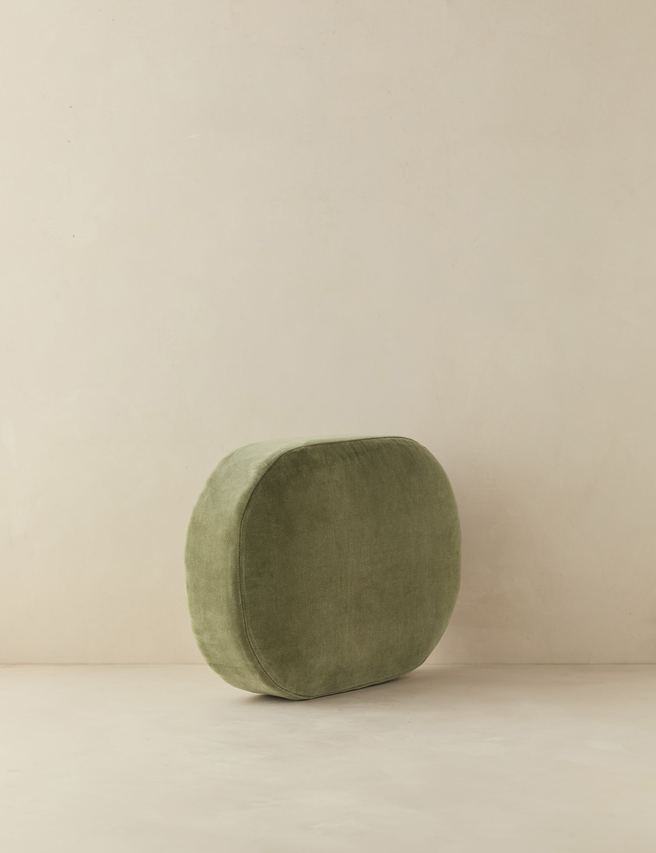 Solinger  Velvet Pill Pillow