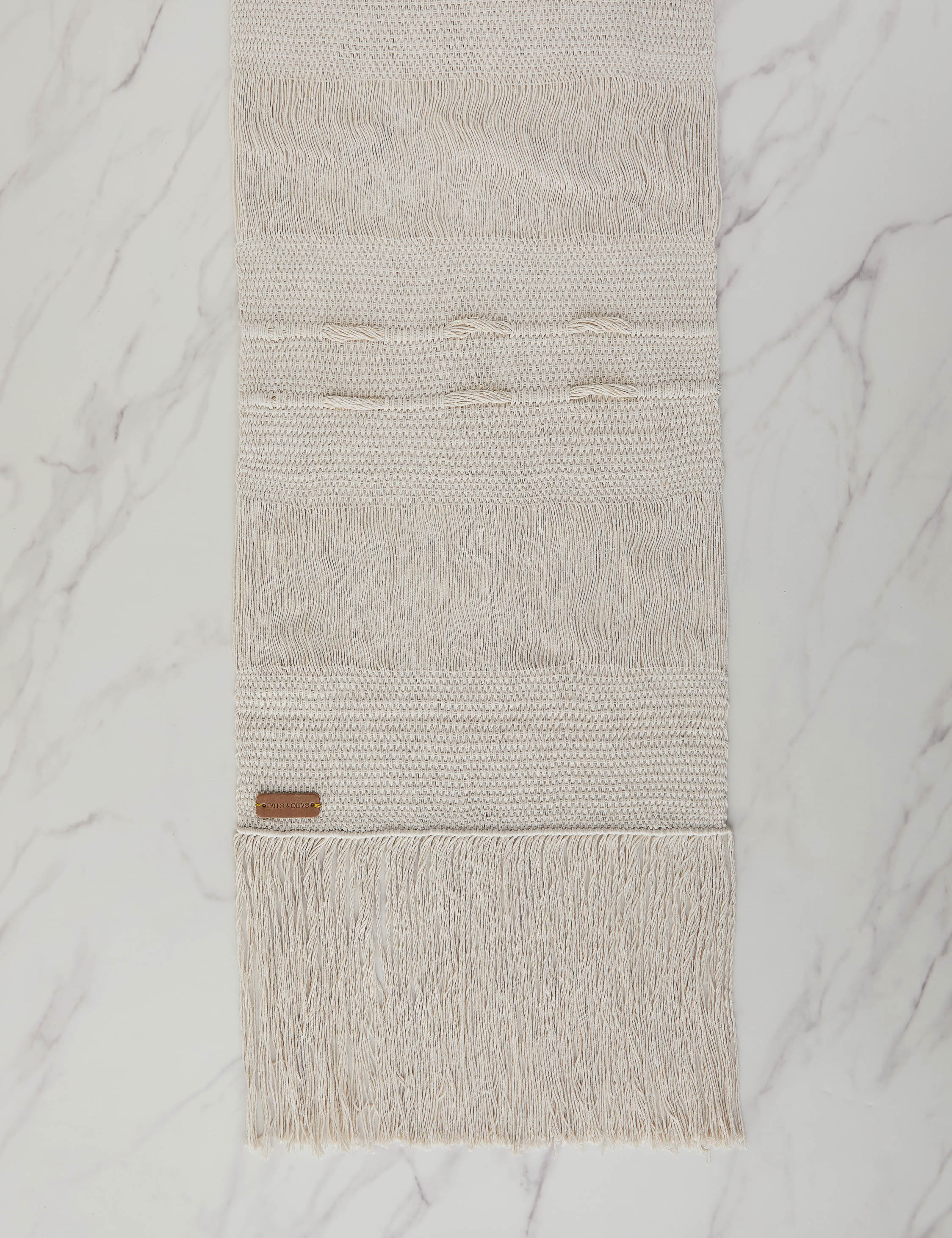 Threads Table Runner by Tallo de Olivo