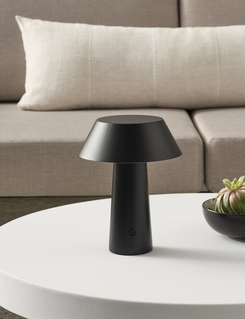 Sanger Mini Cordless Table Lamp