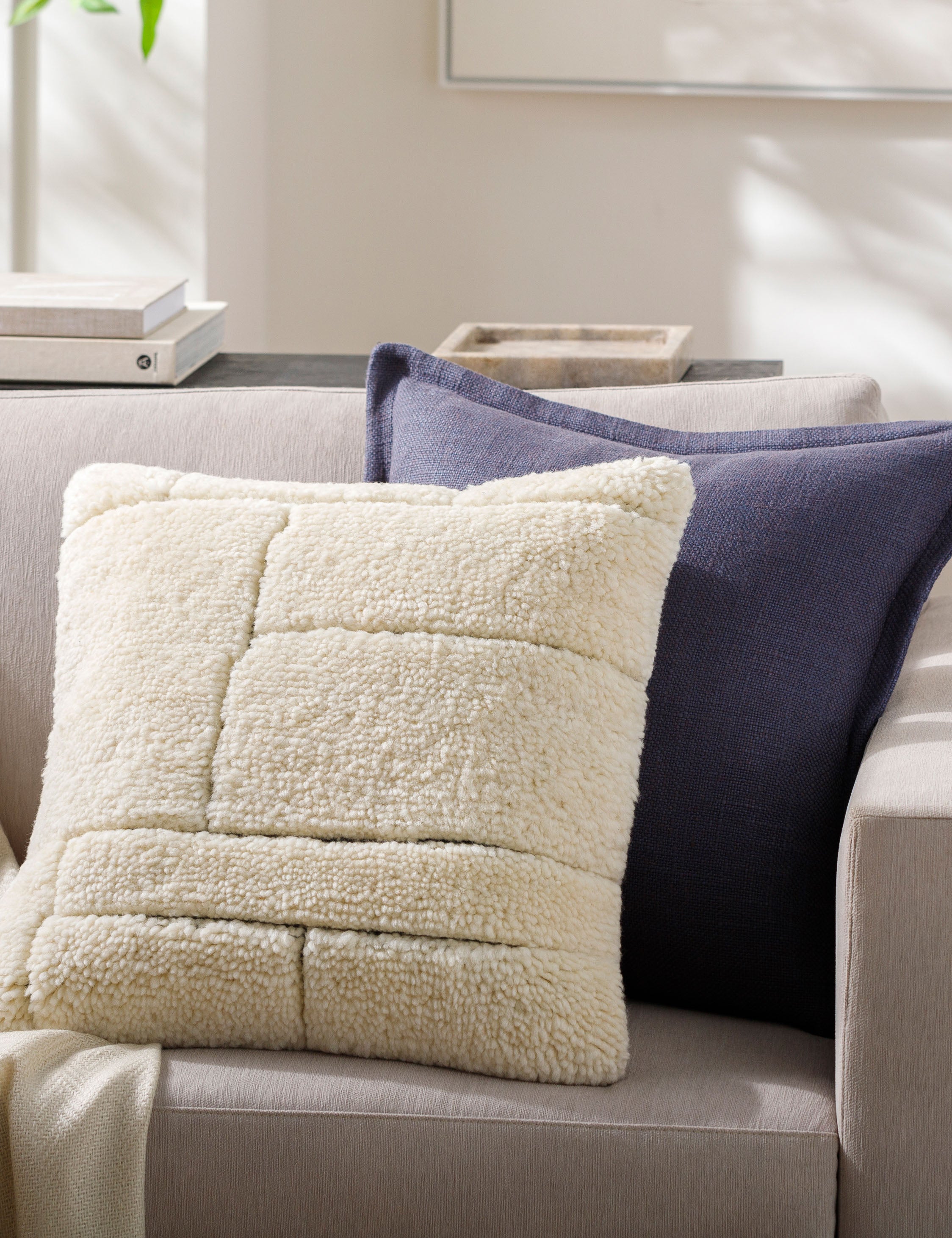 Harstad Pillow