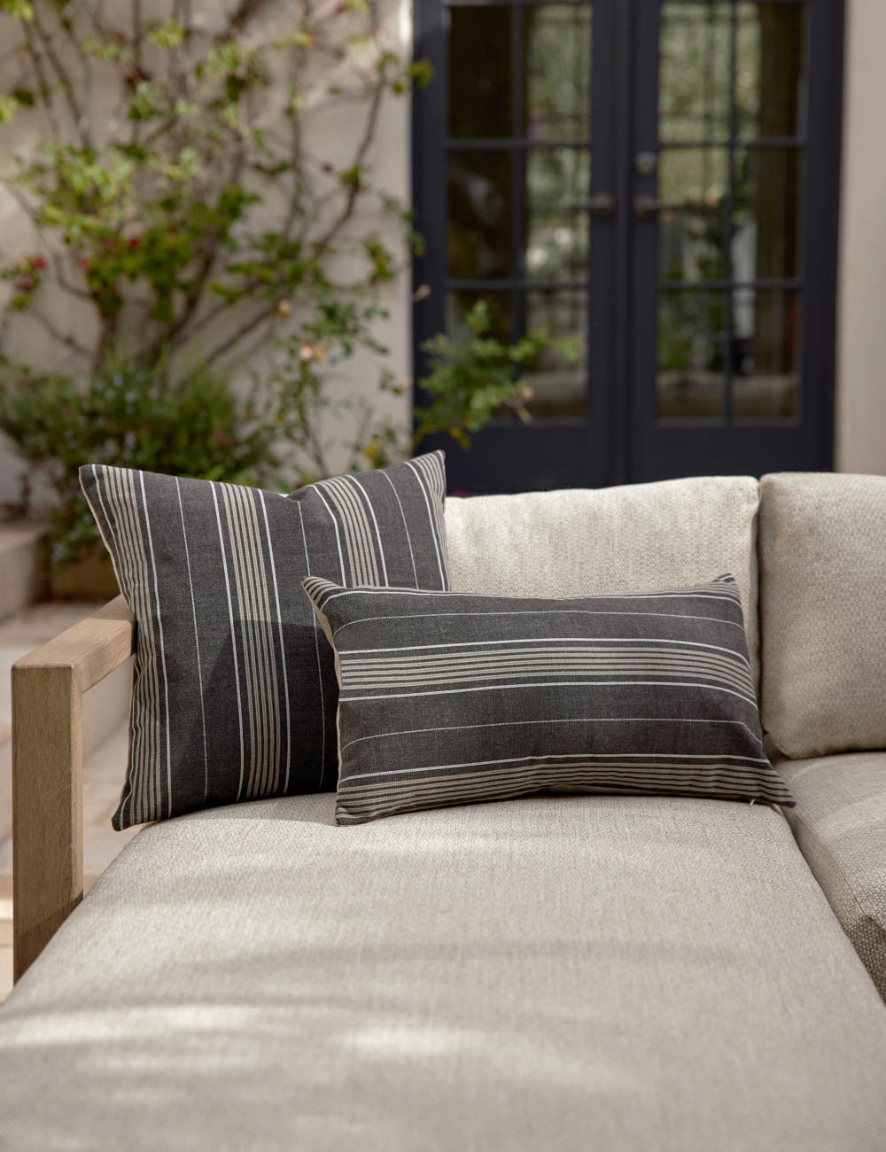 Byron Indoor / Outdoor Pillow