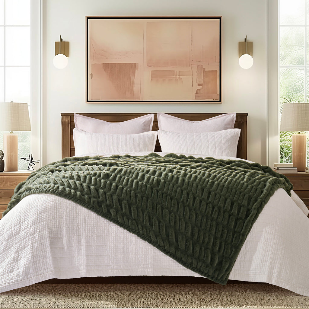 Ruched Bubble Faux Fur Throw Blanket
