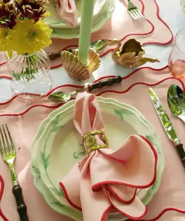 Sweetheart Scallop Placemats