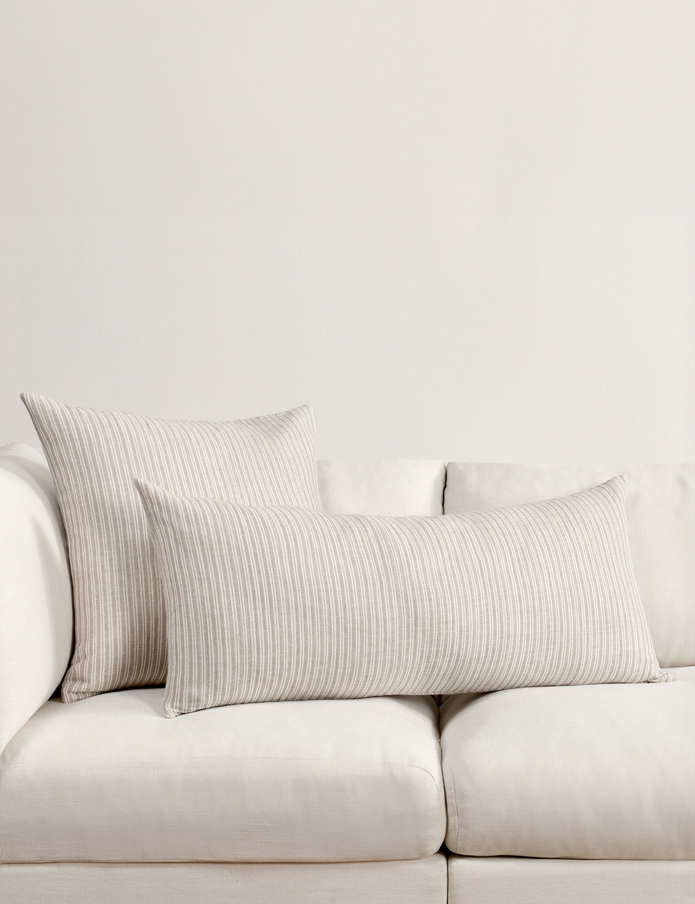 Nevya Pillow