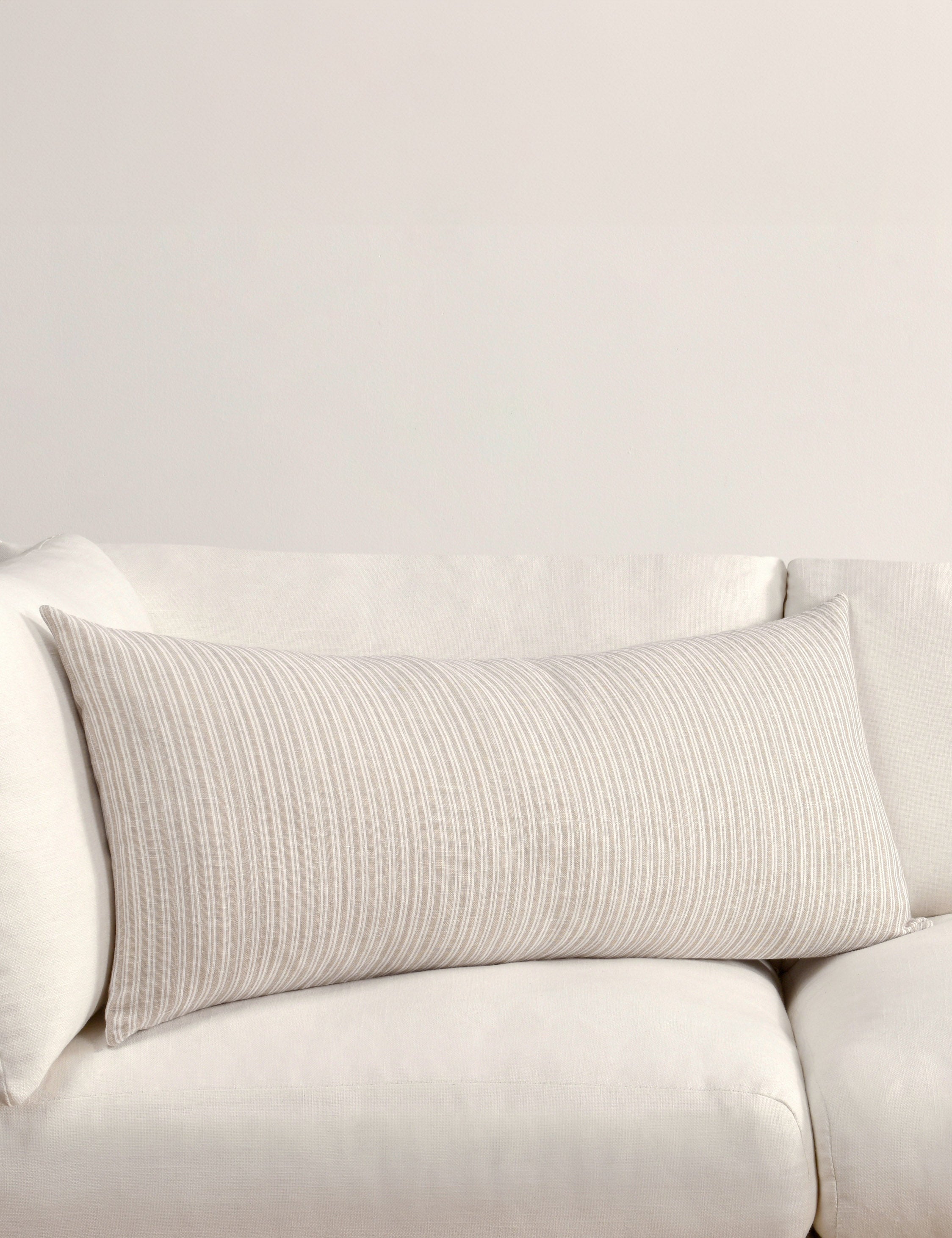 Nevya Pillow