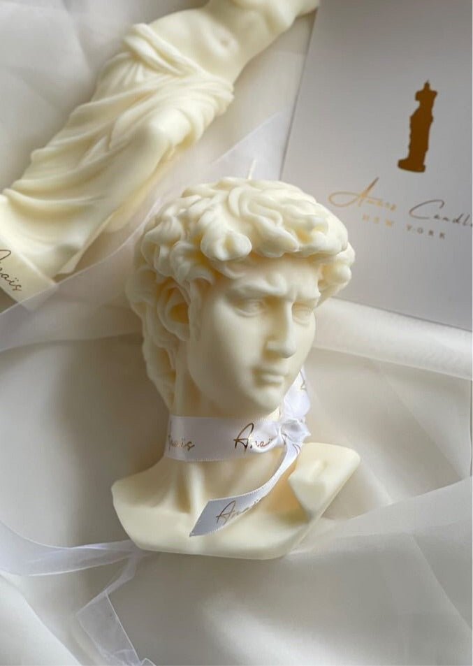 Anaïs Man in Sculpture White