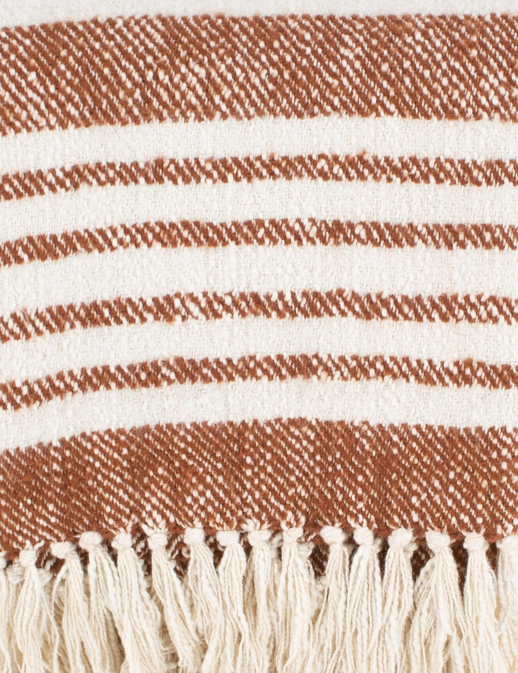 Elulia Throw
