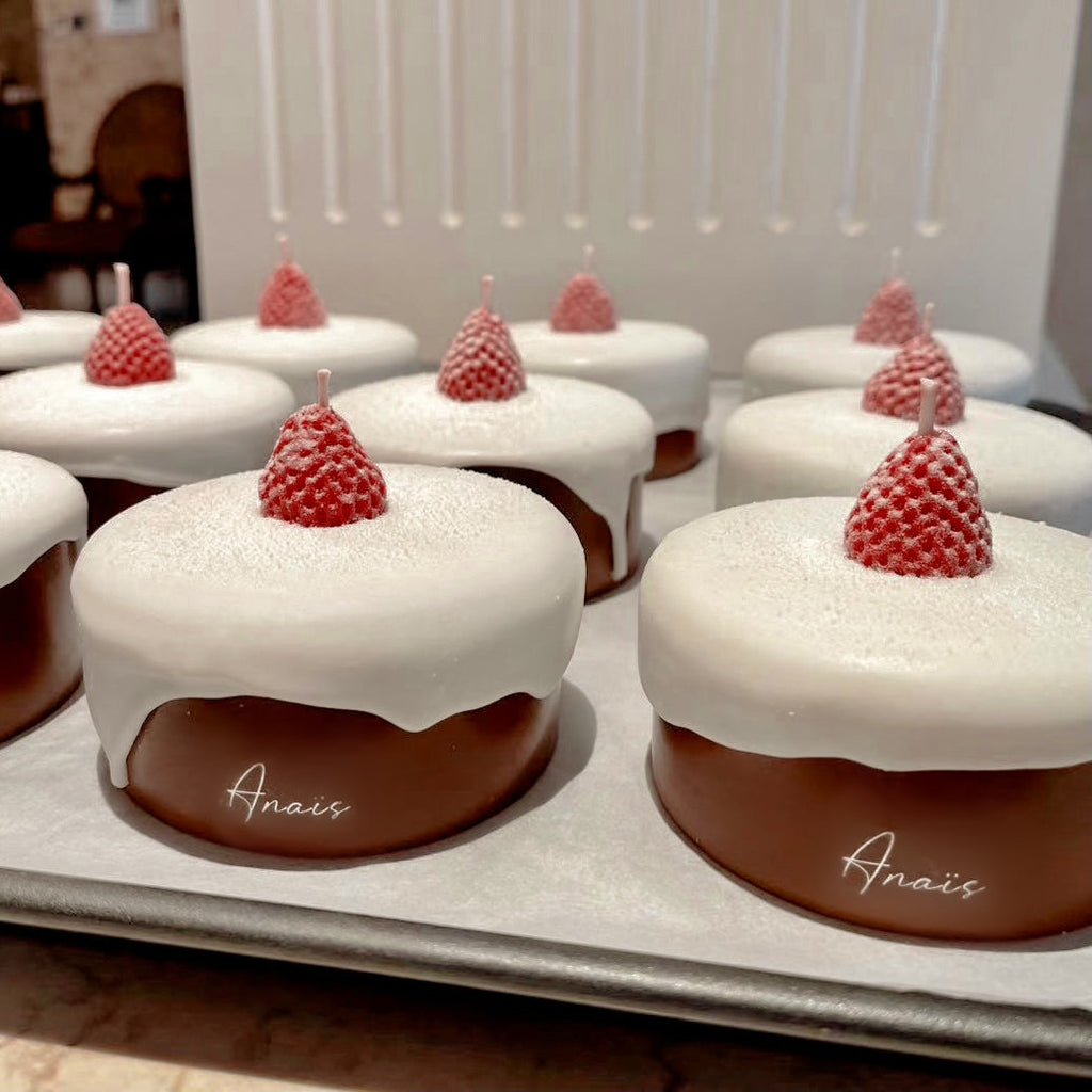 Strawberry Chocolate Cake Candle
