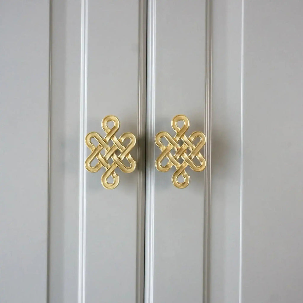 Vintage inspired Brass Twisted Cabinet Drawer Knob - set of 2