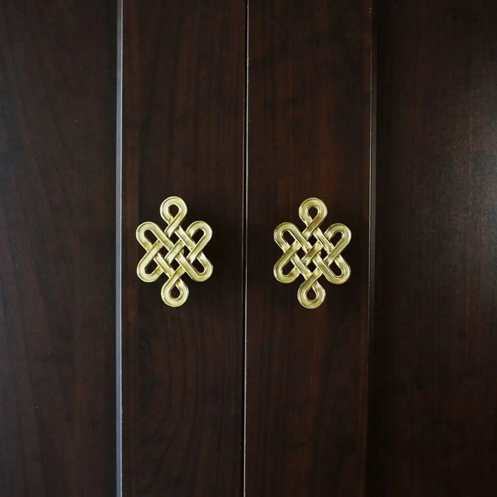 Vintage inspired Brass Twisted Cabinet Drawer Knob - set of 2