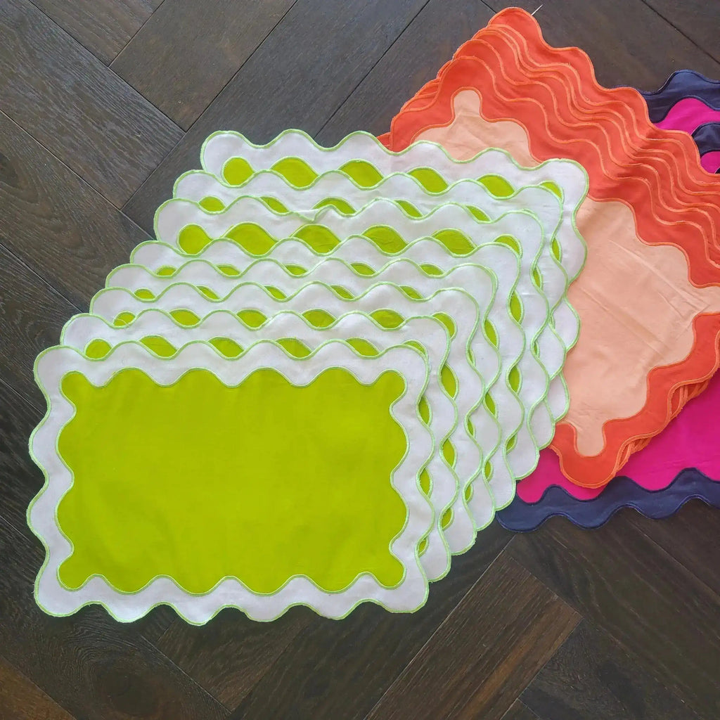 White and Green 100% Linen Scallop Placemat Set of 8